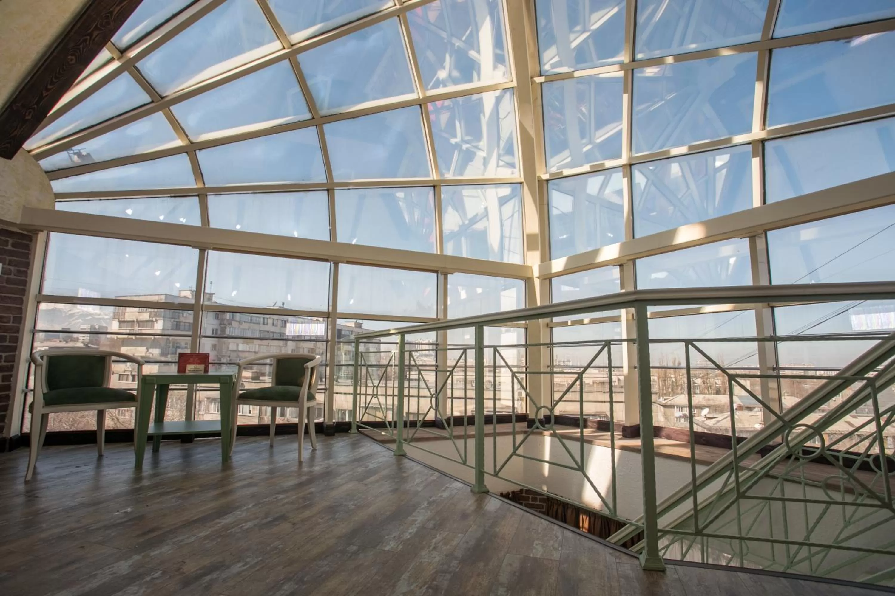 Living room in Grand Sapphire Hotel