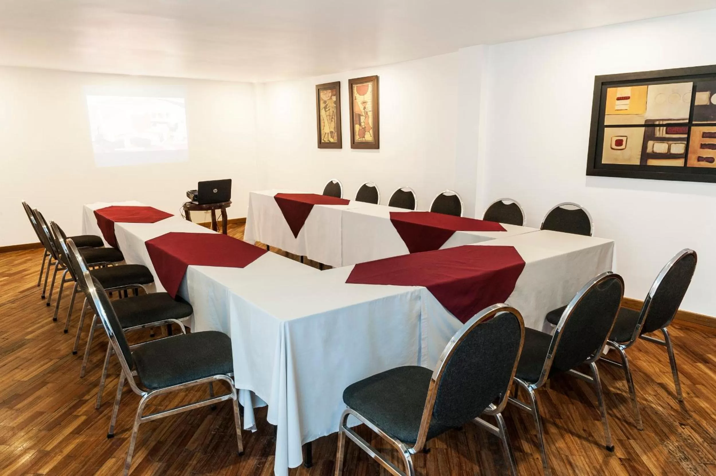 Meeting/conference room in Hotel Bogota Virrey