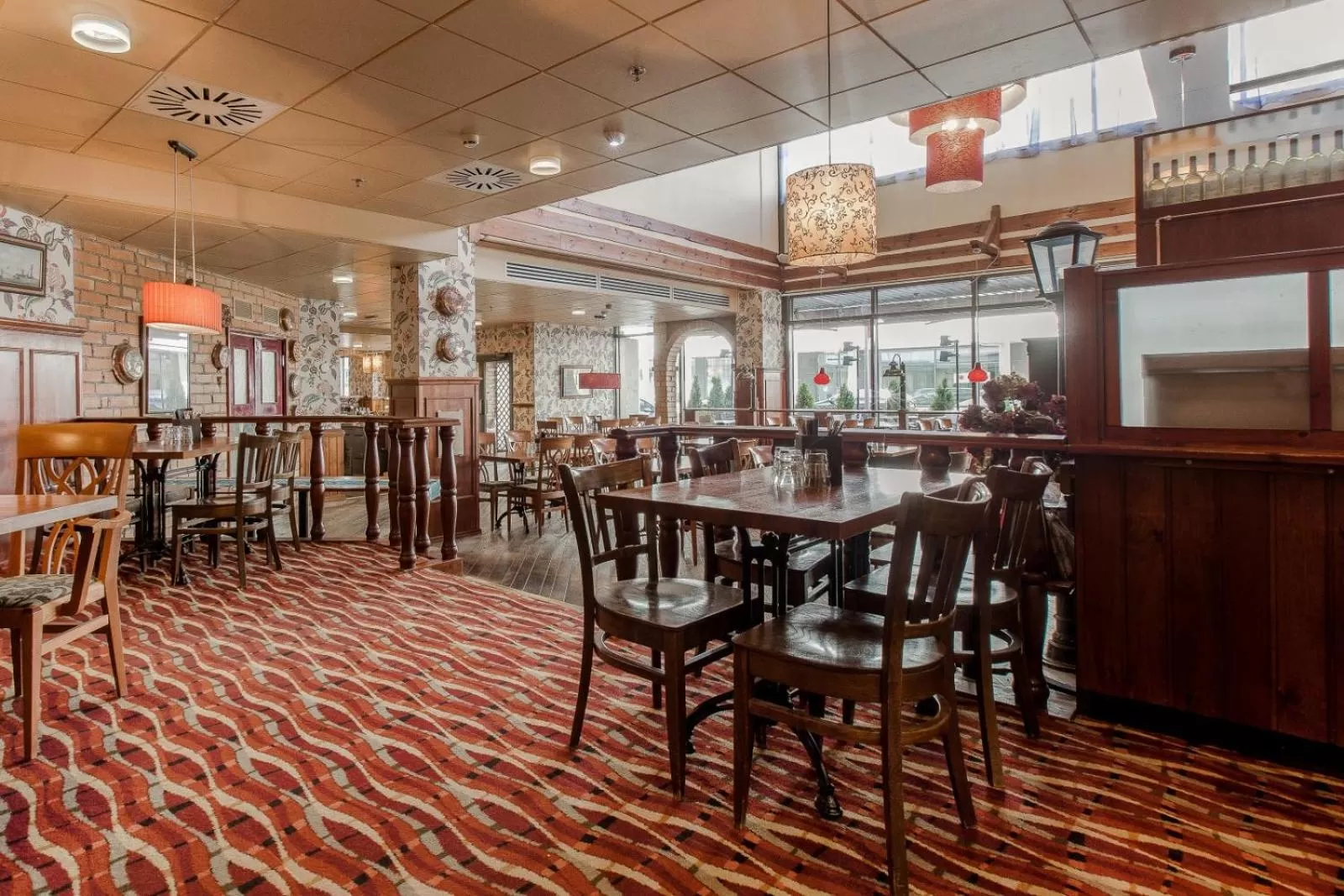 Restaurant/places to eat in Scandic Mikkeli