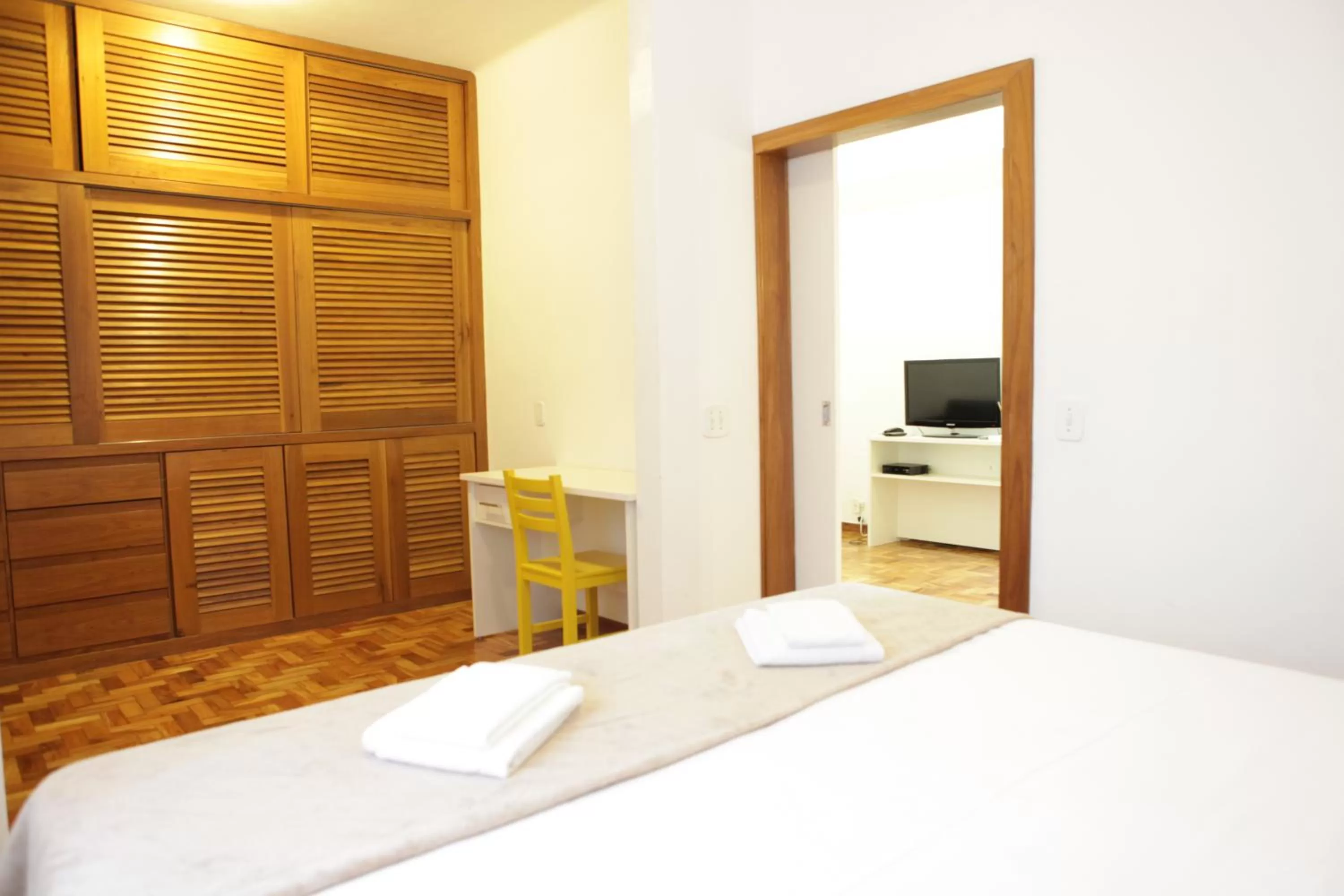 Photo of the whole room, Bed in Sugar Loft Apartments