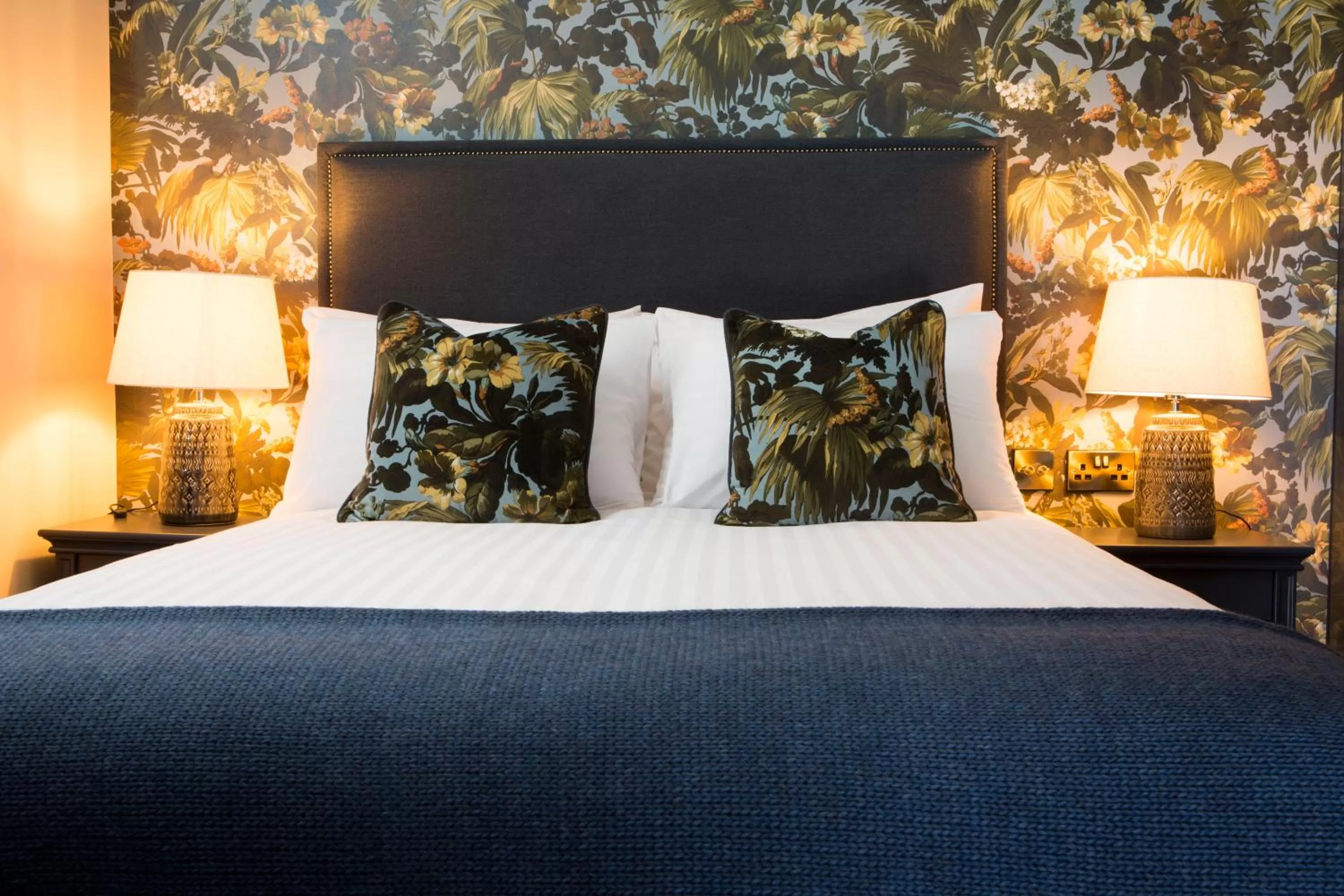 Bed in Wynnstay Arms, Ruabon, Wrexham