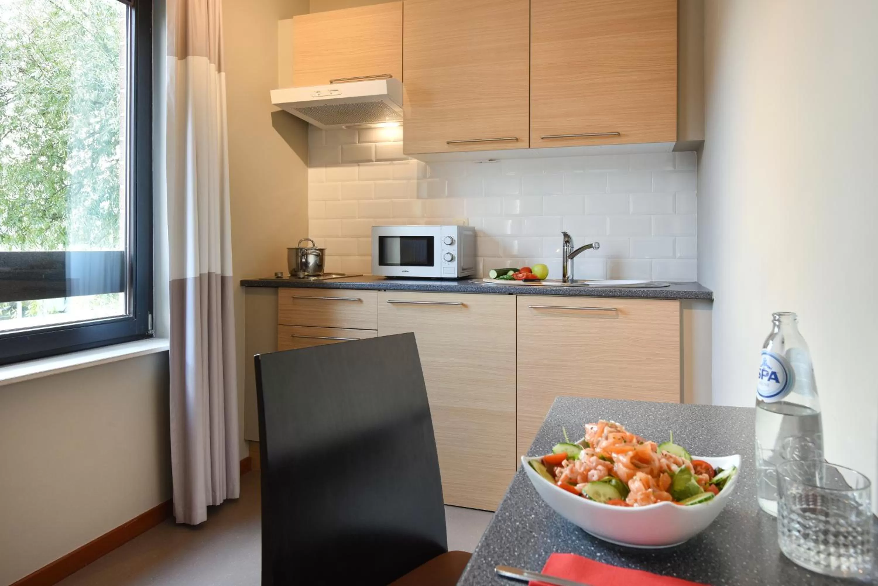 Shower in Ibis Brussels Erasmus