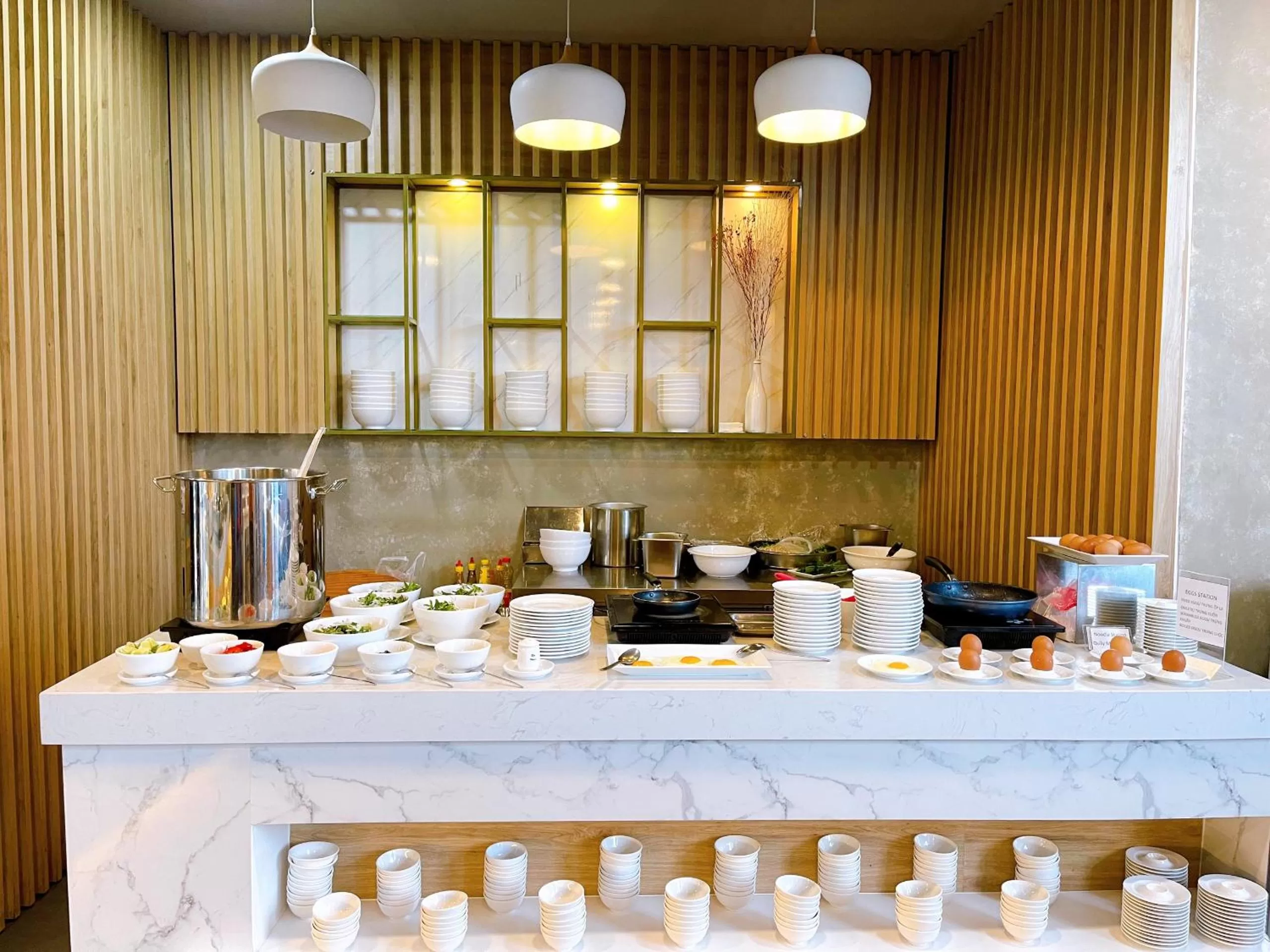 Food in Ibis Saigon South