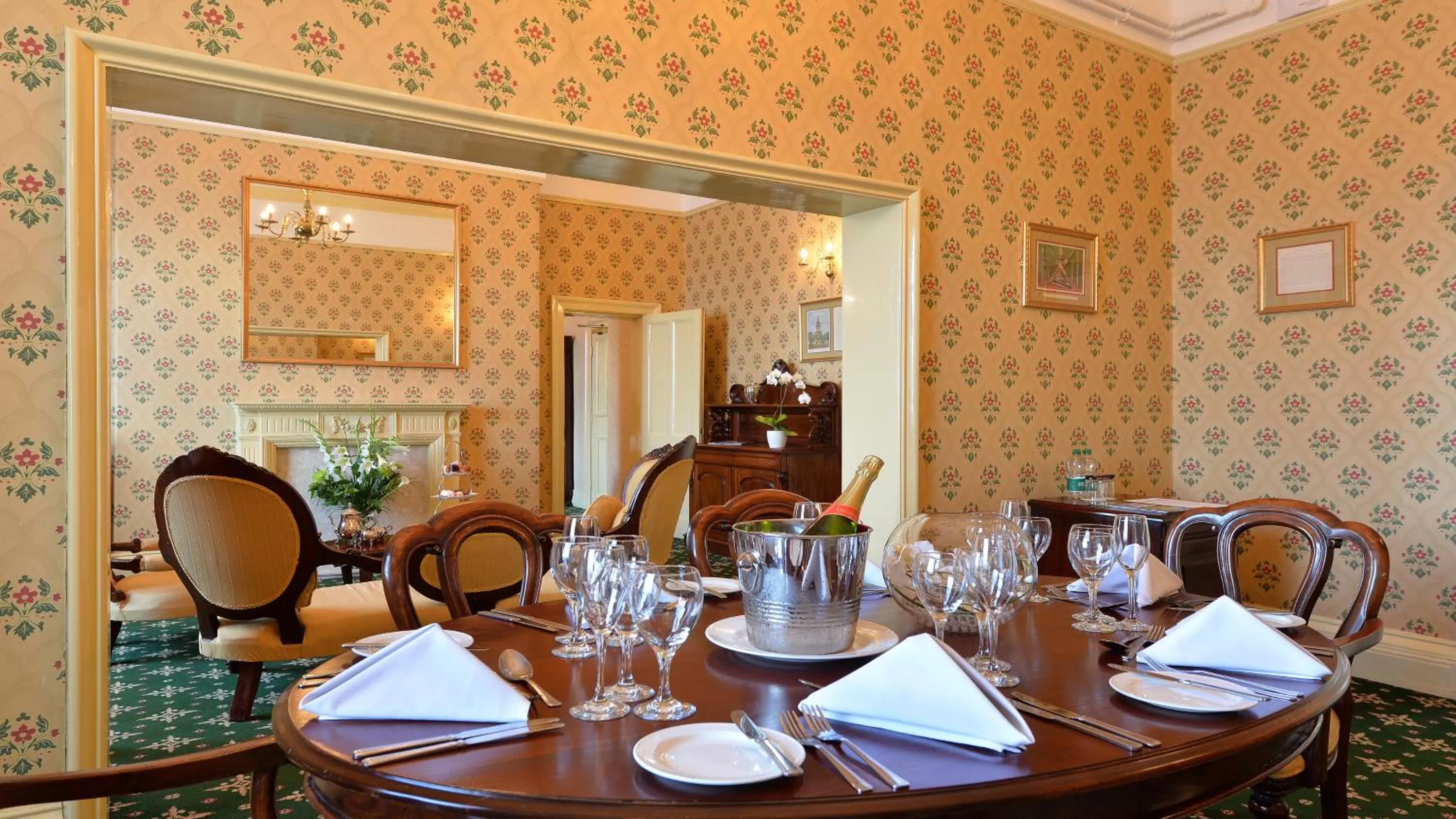 Photo of the whole room in Crowne Plaza Royal Victoria - Sheffield by IHG