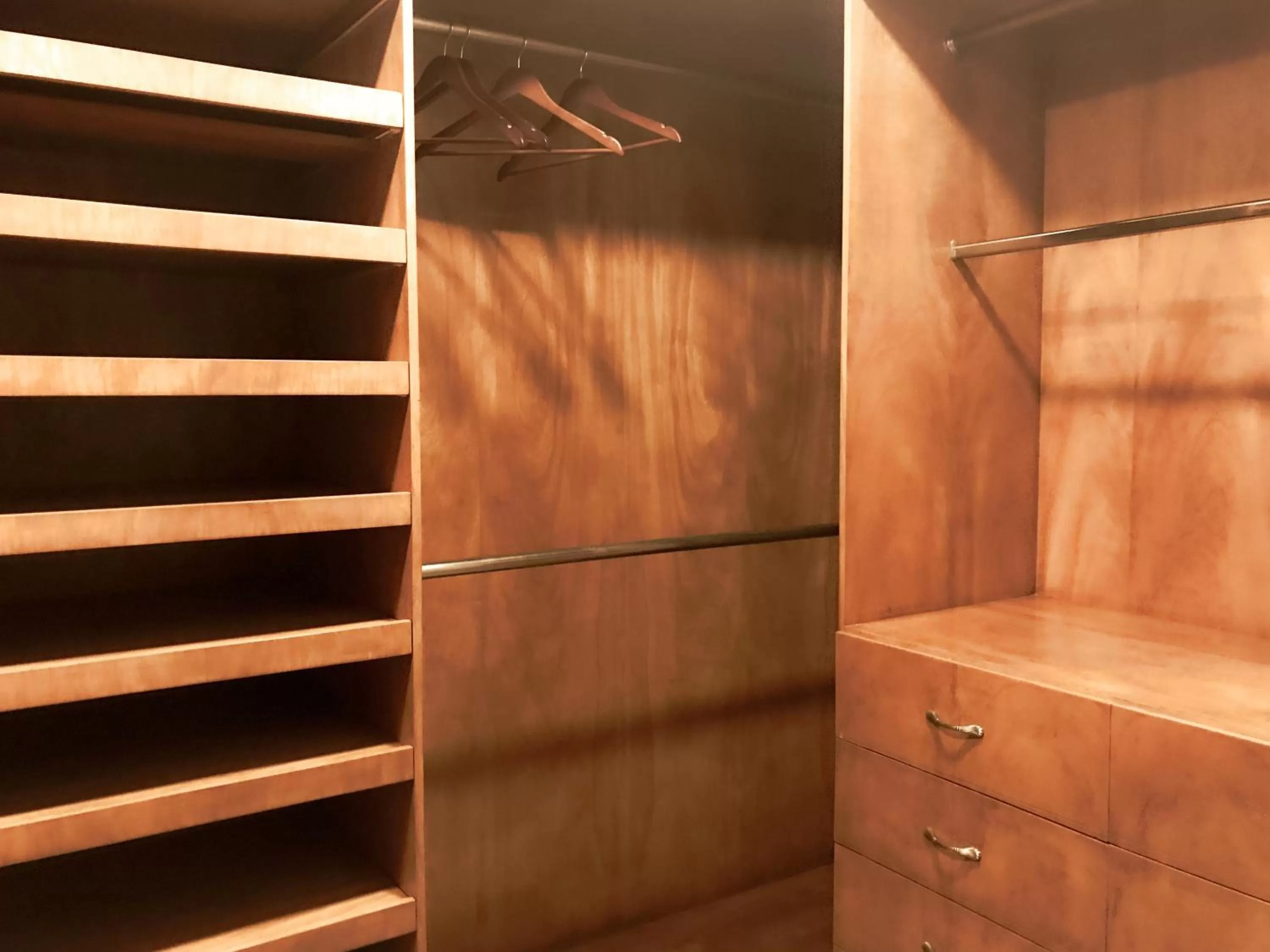 wardrobe, Bathroom in Luxva Hotel Boutique