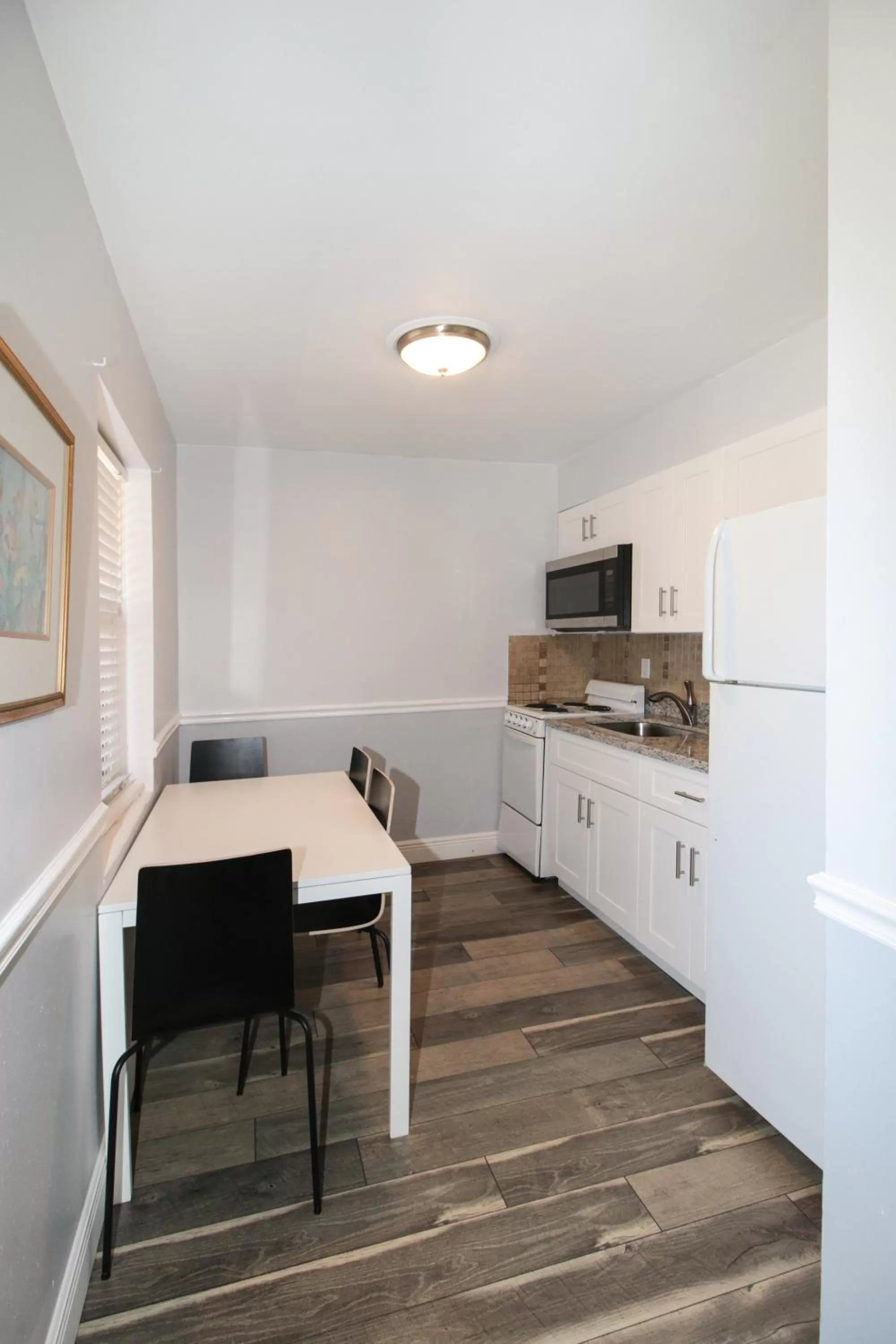 Other in The Dolphin Hollywood