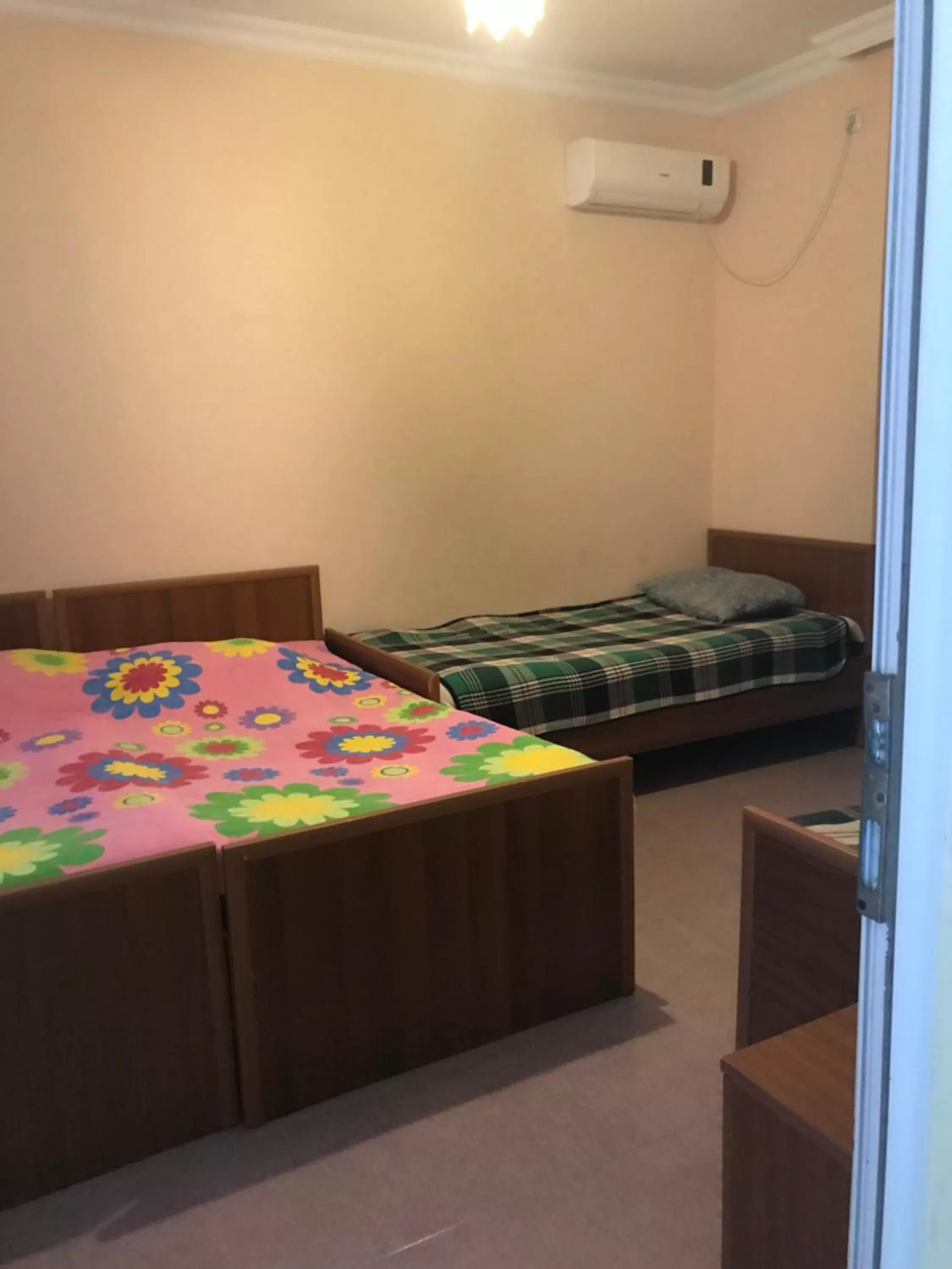 Photo of the whole room, Bed in Hotel Nino Ureki