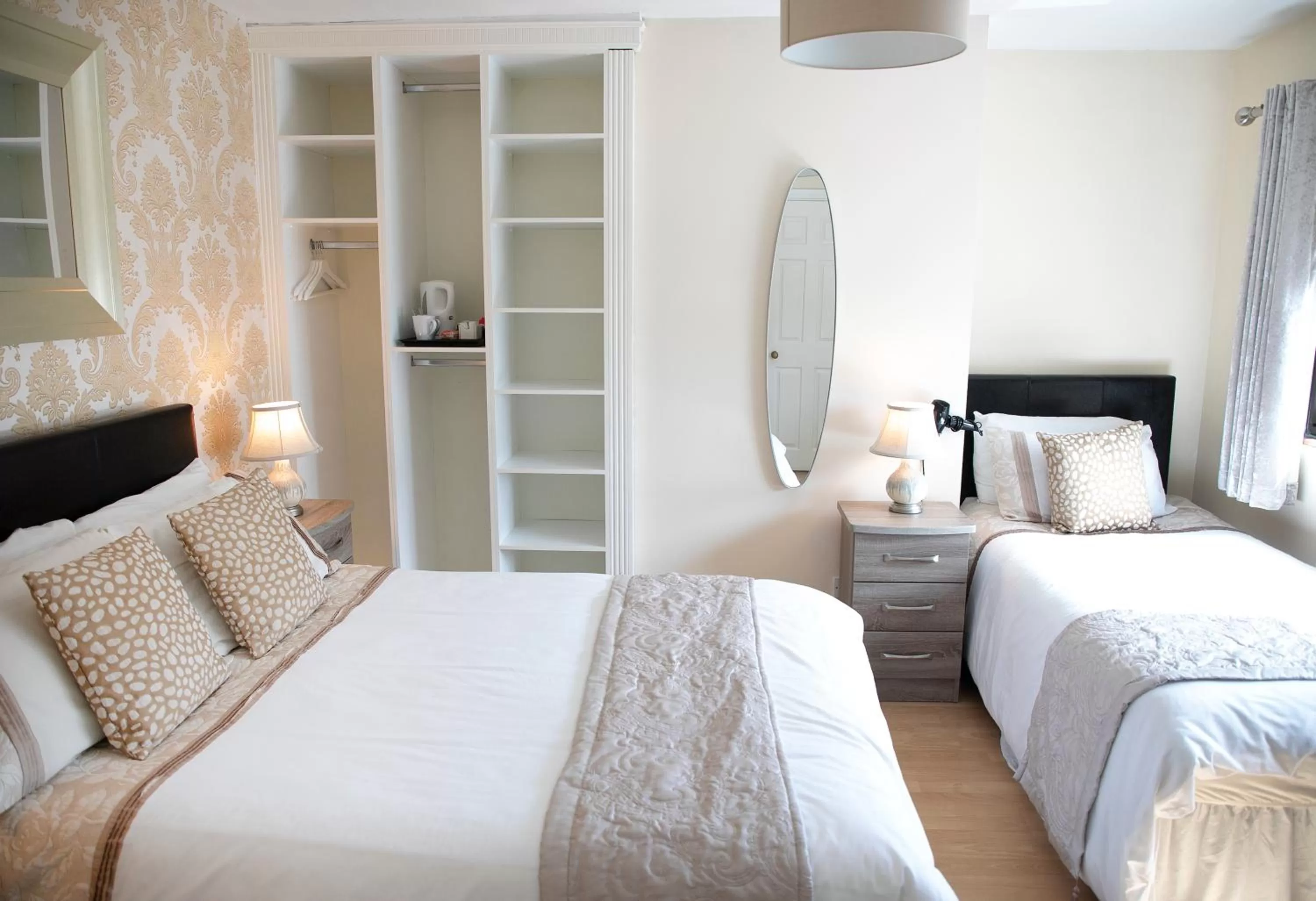 Bedroom, Bed in Arch House B&B & Apartments