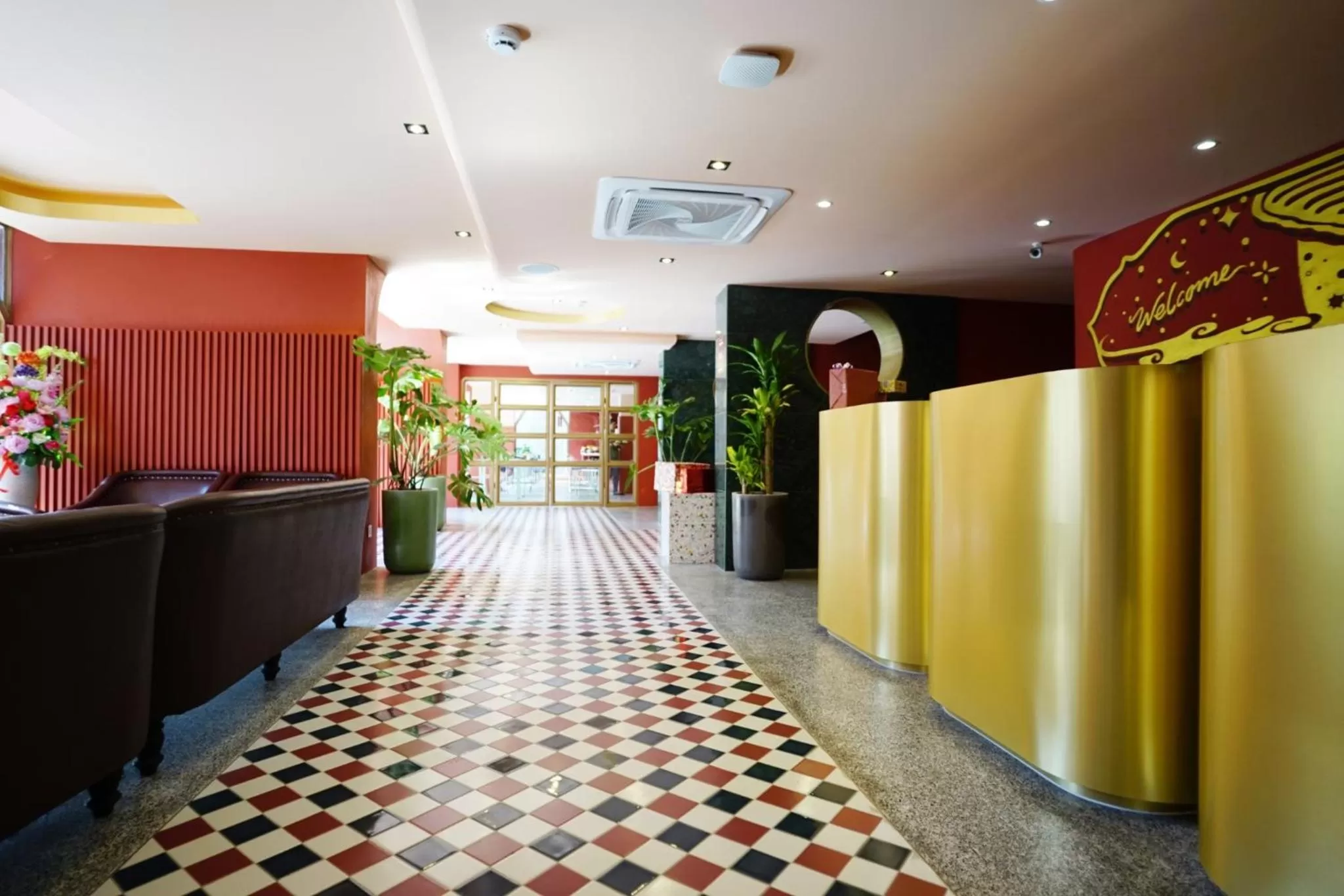 Lobby or reception in 4 Monkeys Hotel