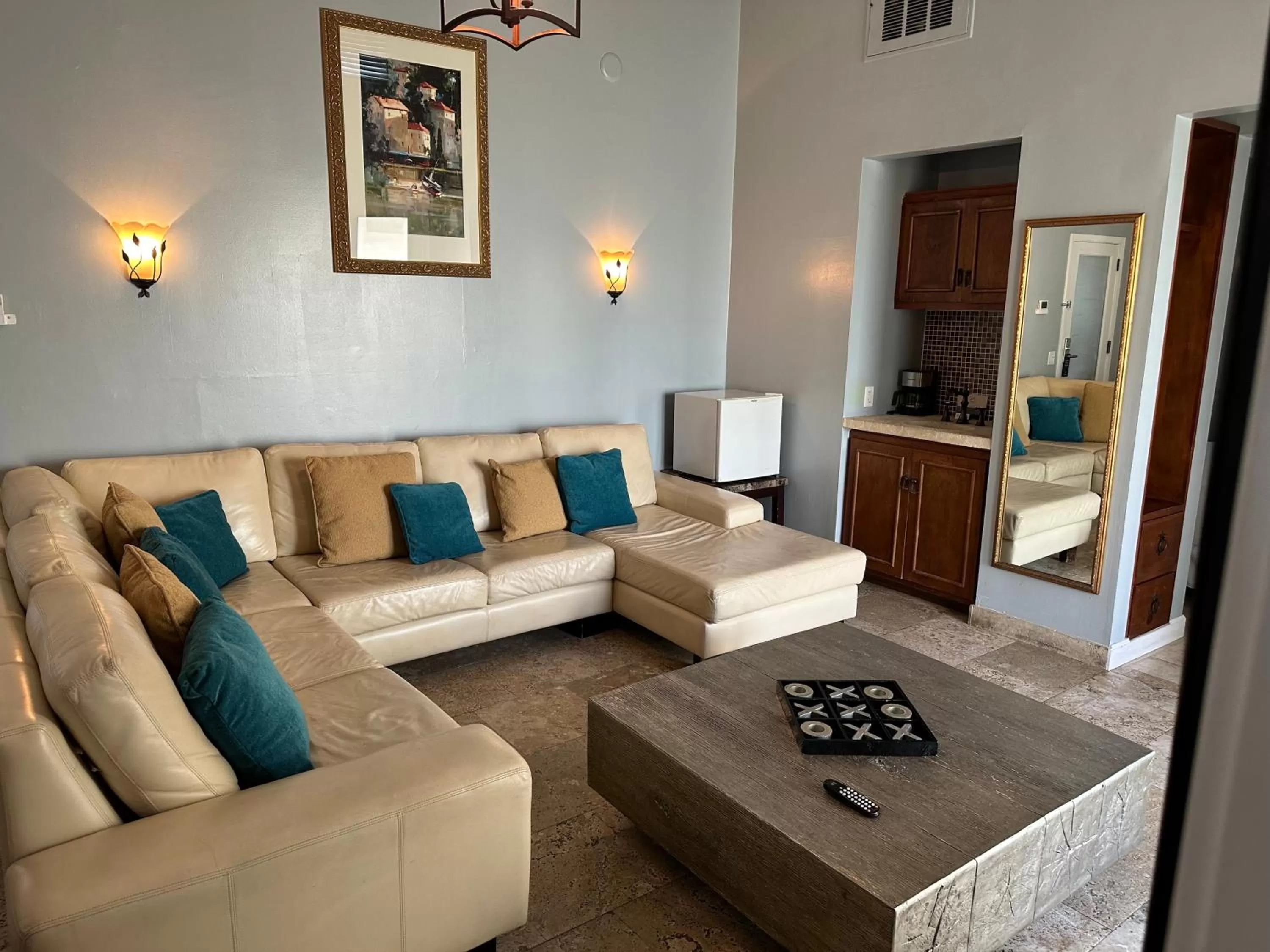 King Grand Suite, Non-Smoking in Hotel Impala by LuxUrban