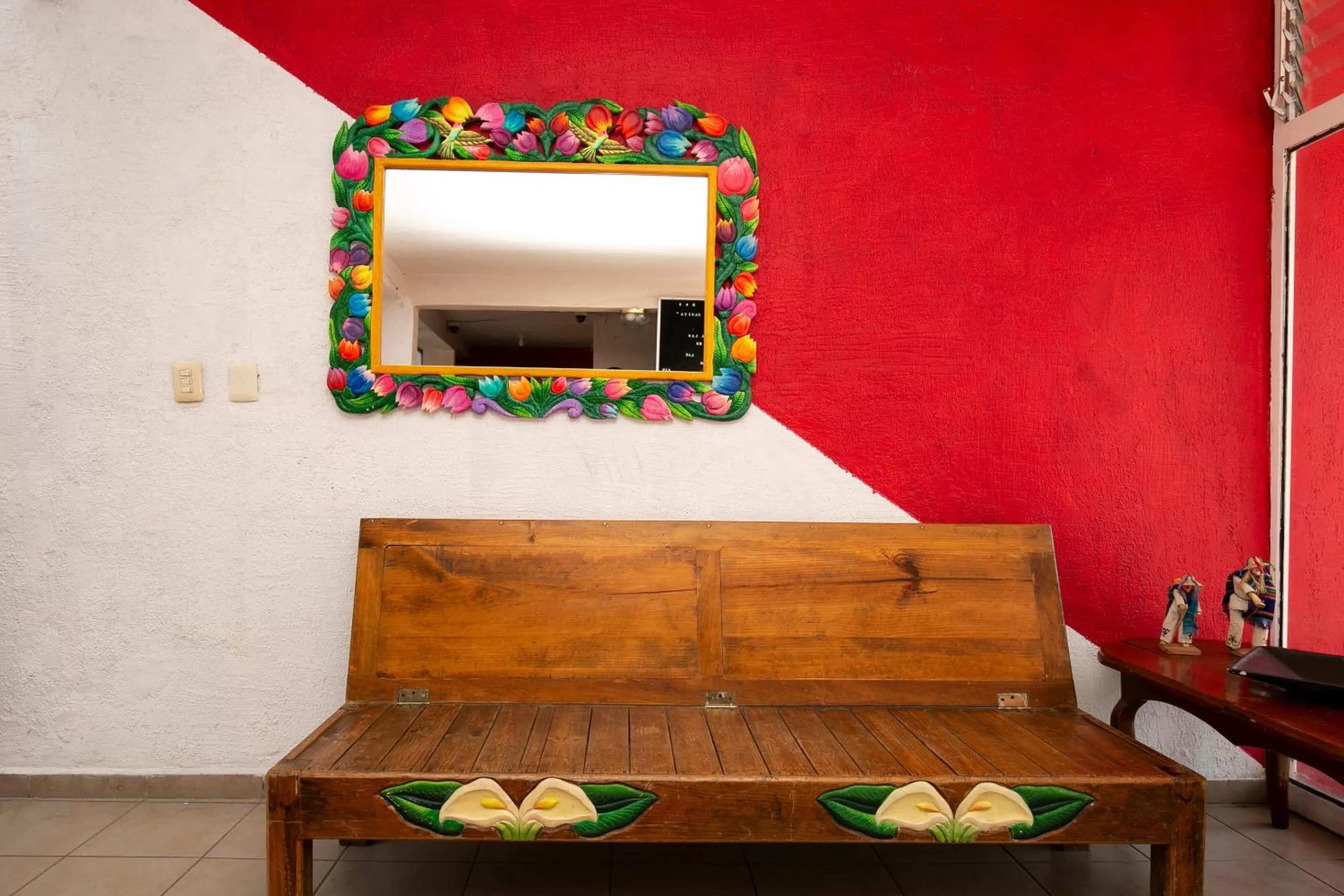 Lobby or reception in OYO La Casita