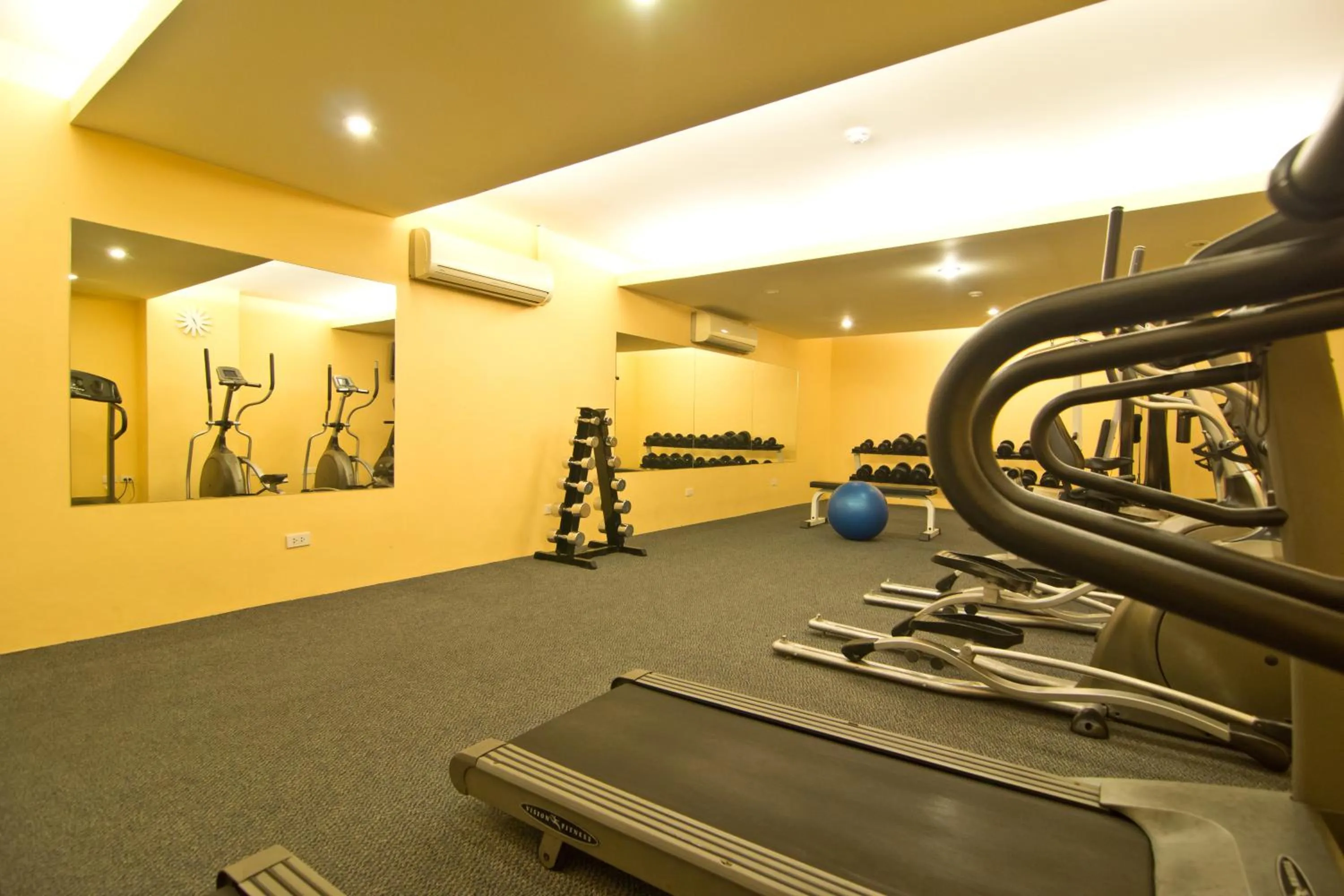 Fitness centre/facilities in Best Bella Pattaya
