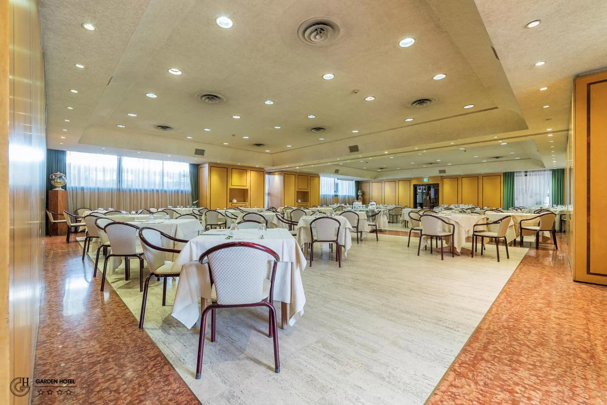 Restaurant/places to eat in Hotel Garden Terni