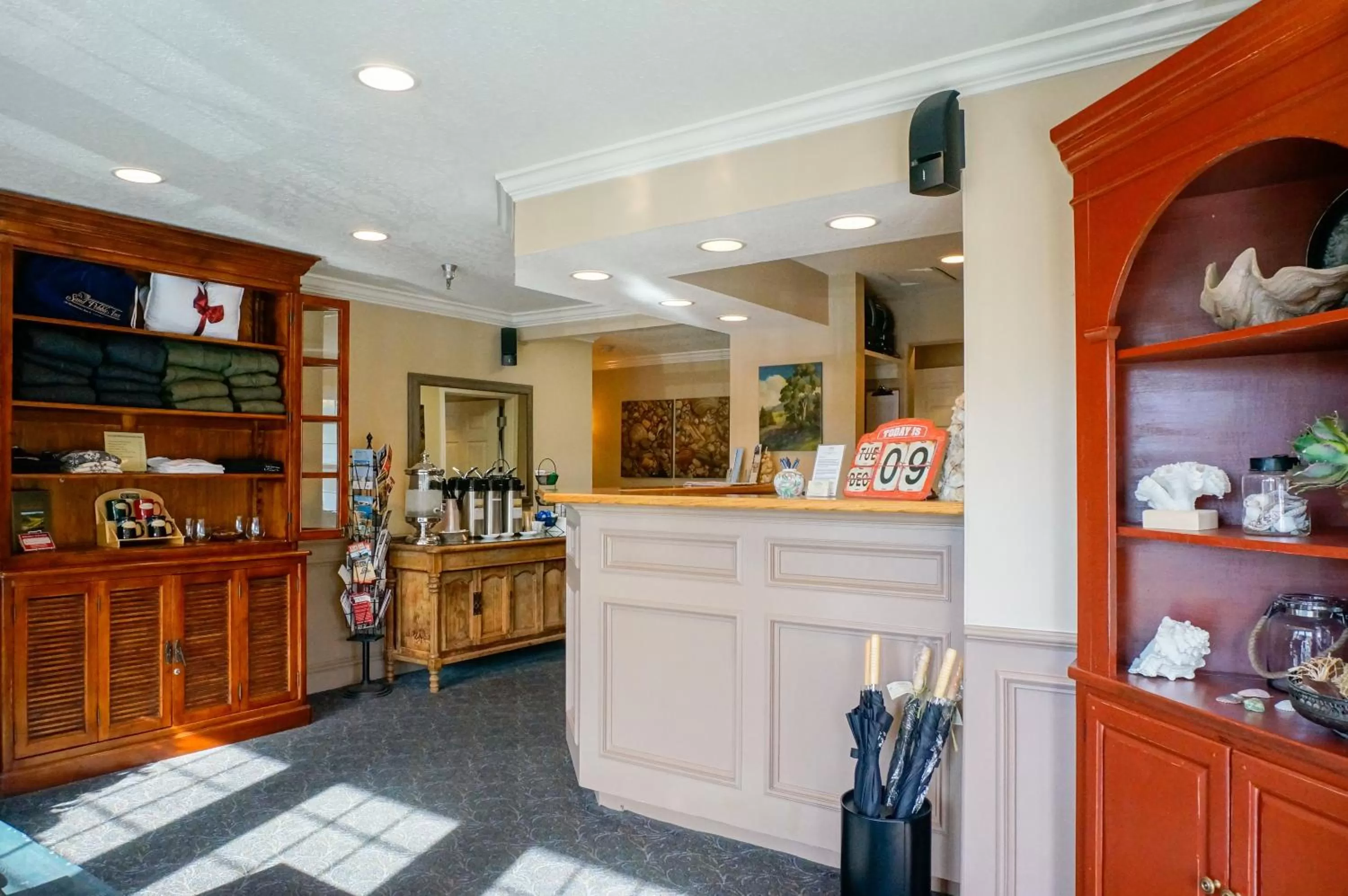 Lobby or reception in Sand Pebbles Inn