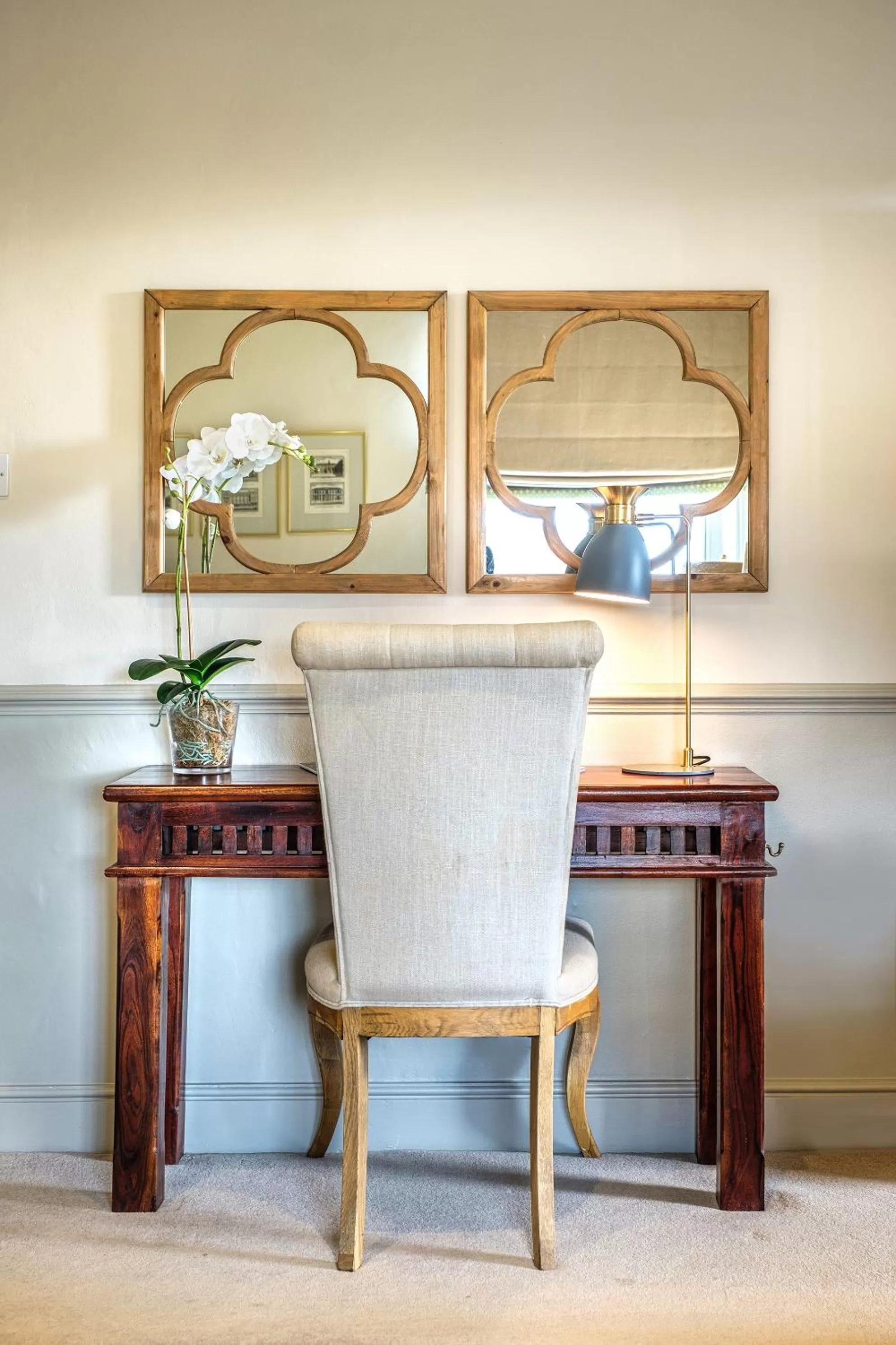 Bed in The Black Lion, Long Melford