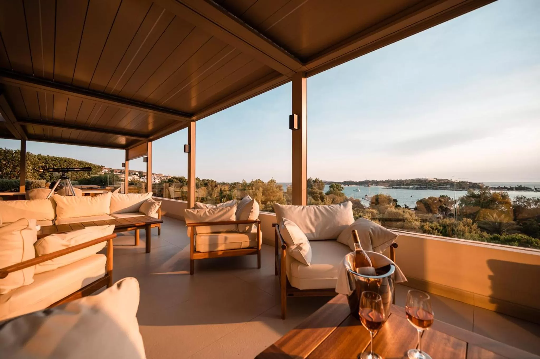 Balcony/Terrace in Somewhere Vouliagmeni