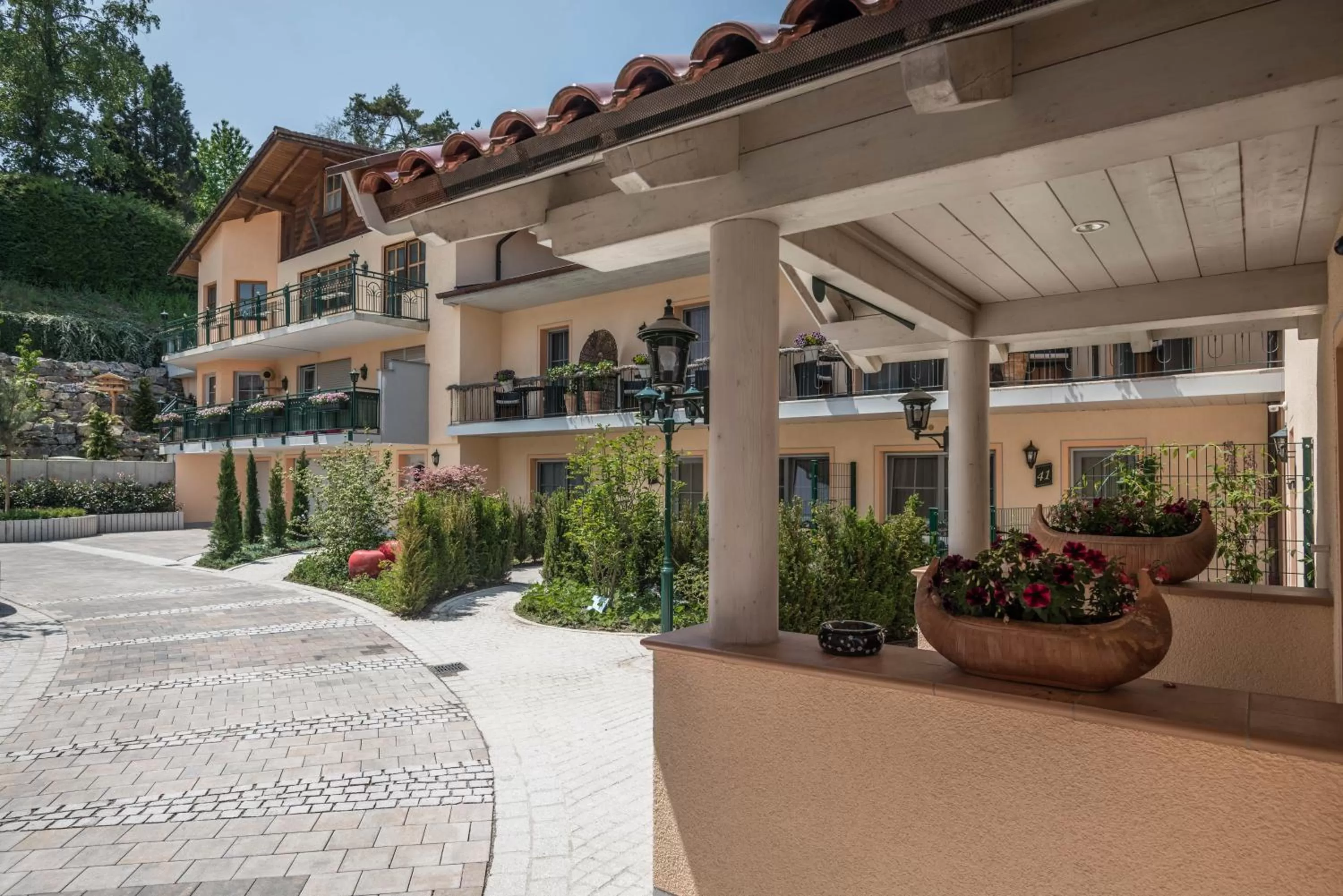 Property Building in Hotel Mutz