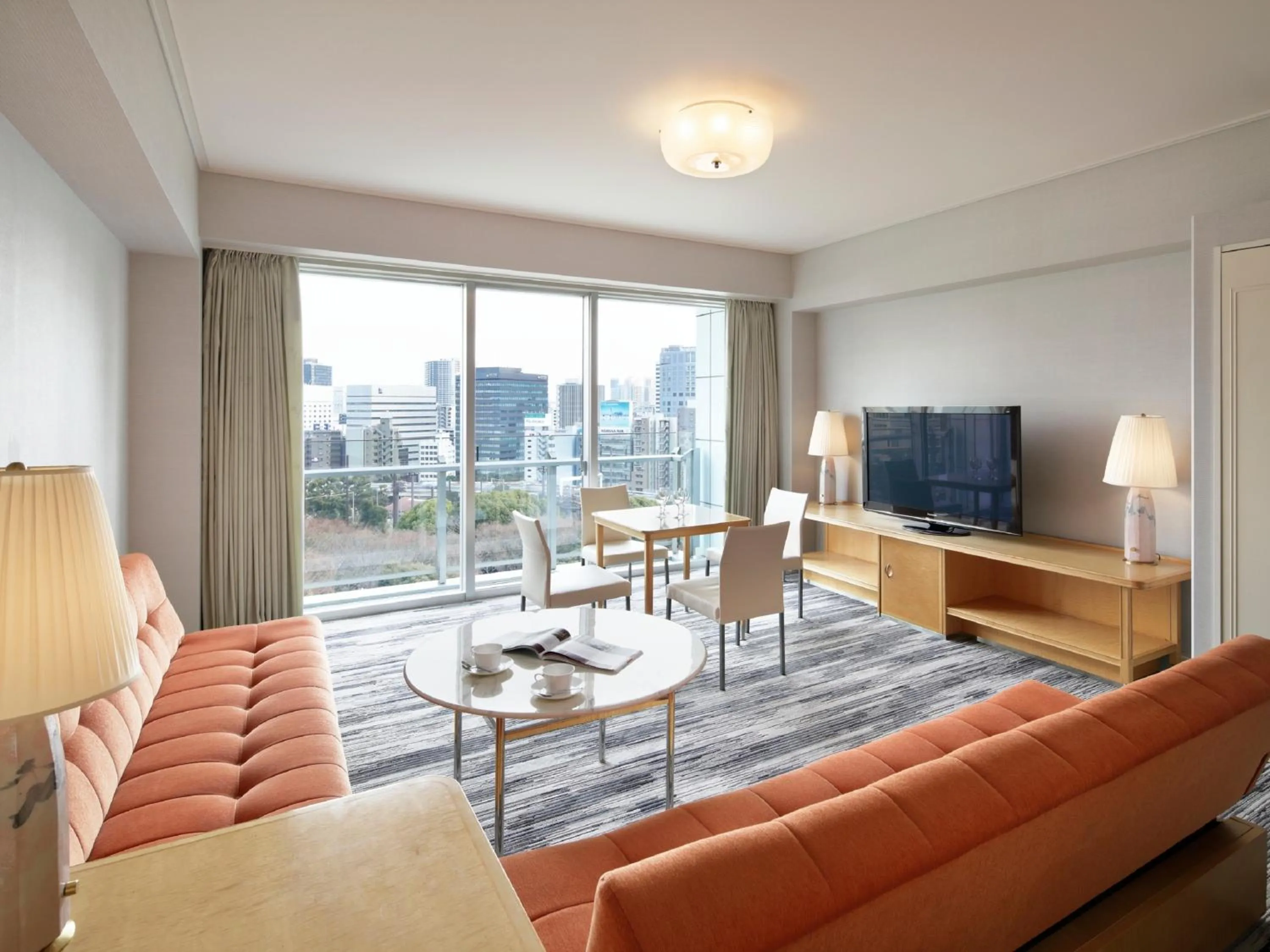 Living room in The Prince Park Tower Tokyo - Preferred Hotels & Resorts, LVX Collection