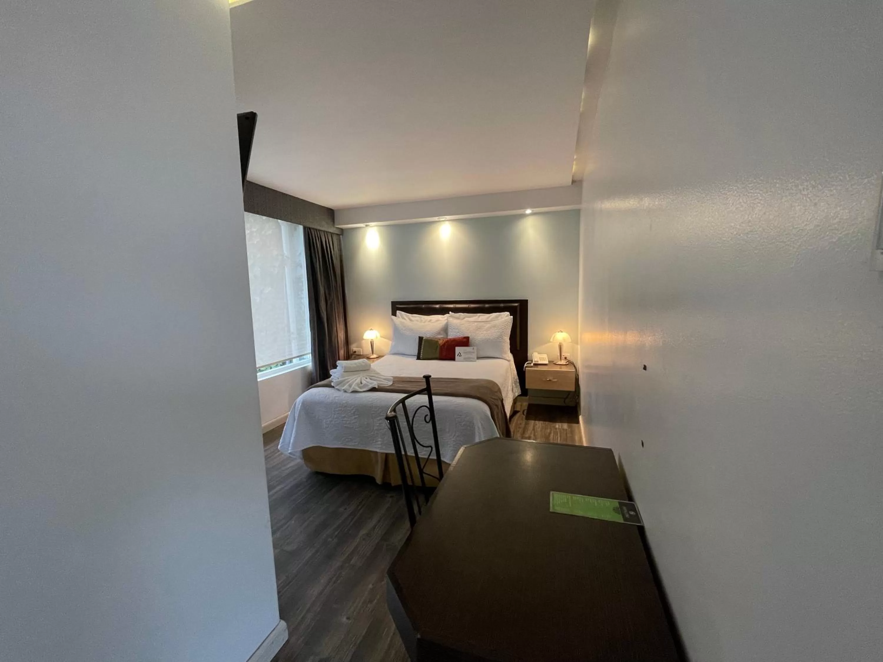 Dining Area in Hotel Shalom