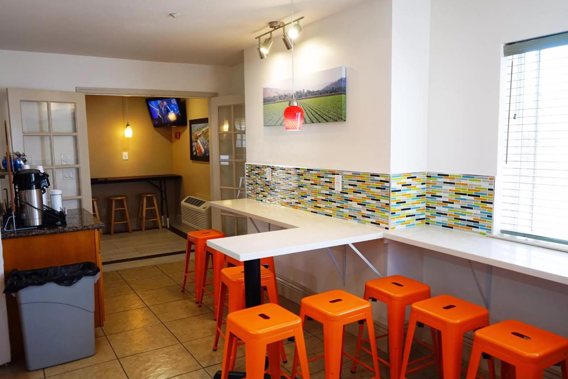 Howard Johnson by Wyndham Salinas