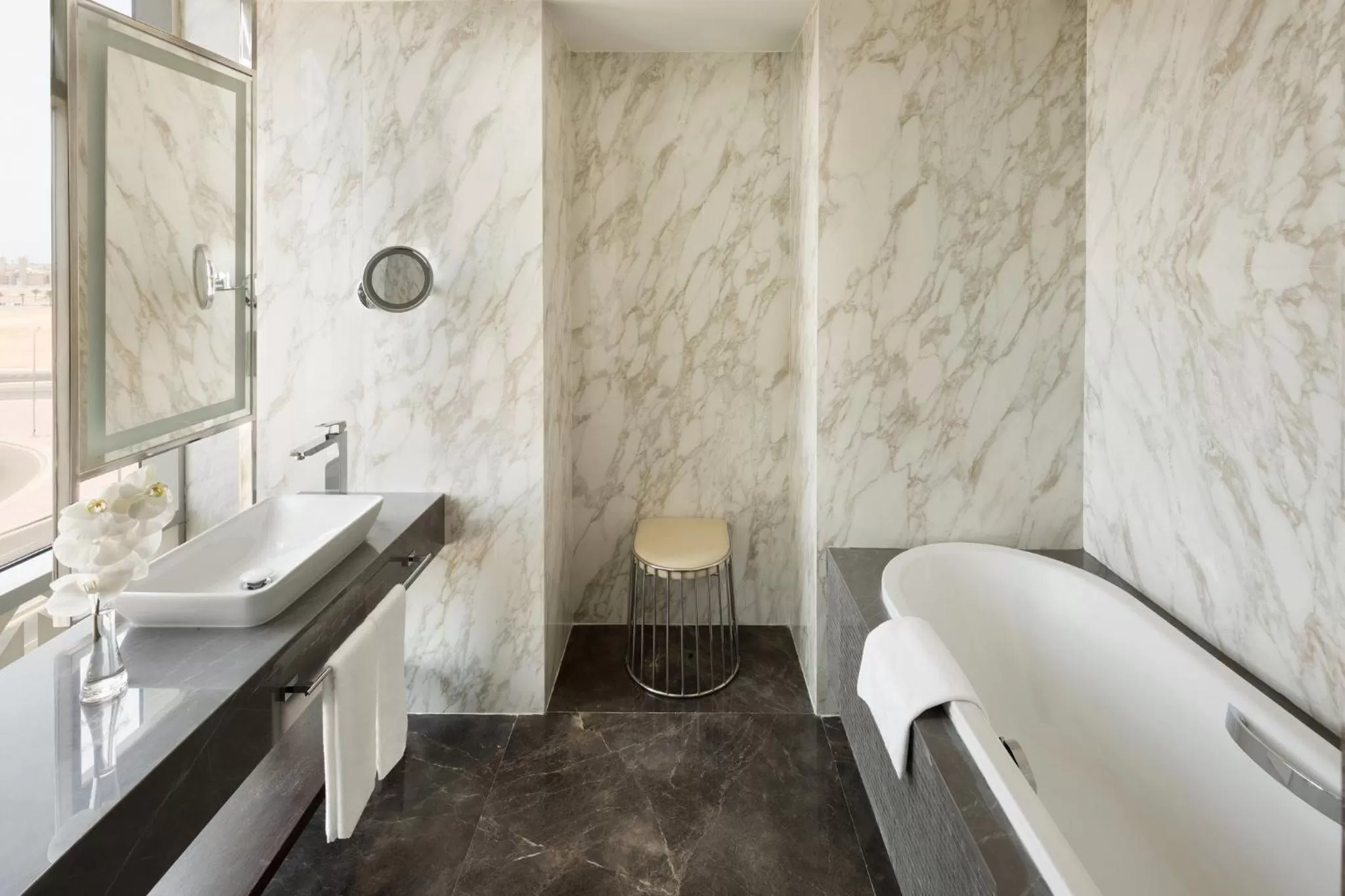 Bathroom in Crowne Plaza - Jeddah Al Salam by IHG