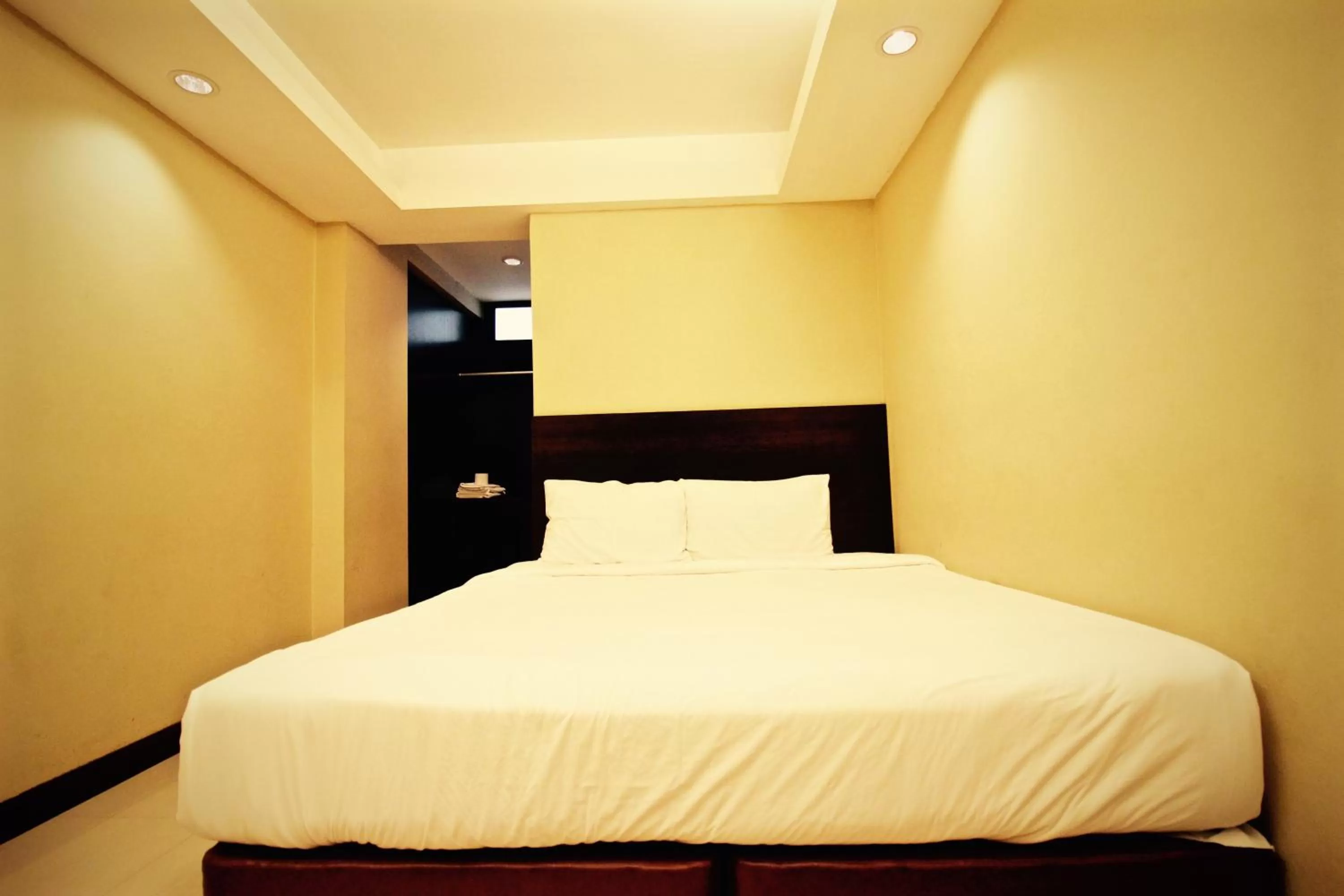 Bed in KKinn South Pattaya