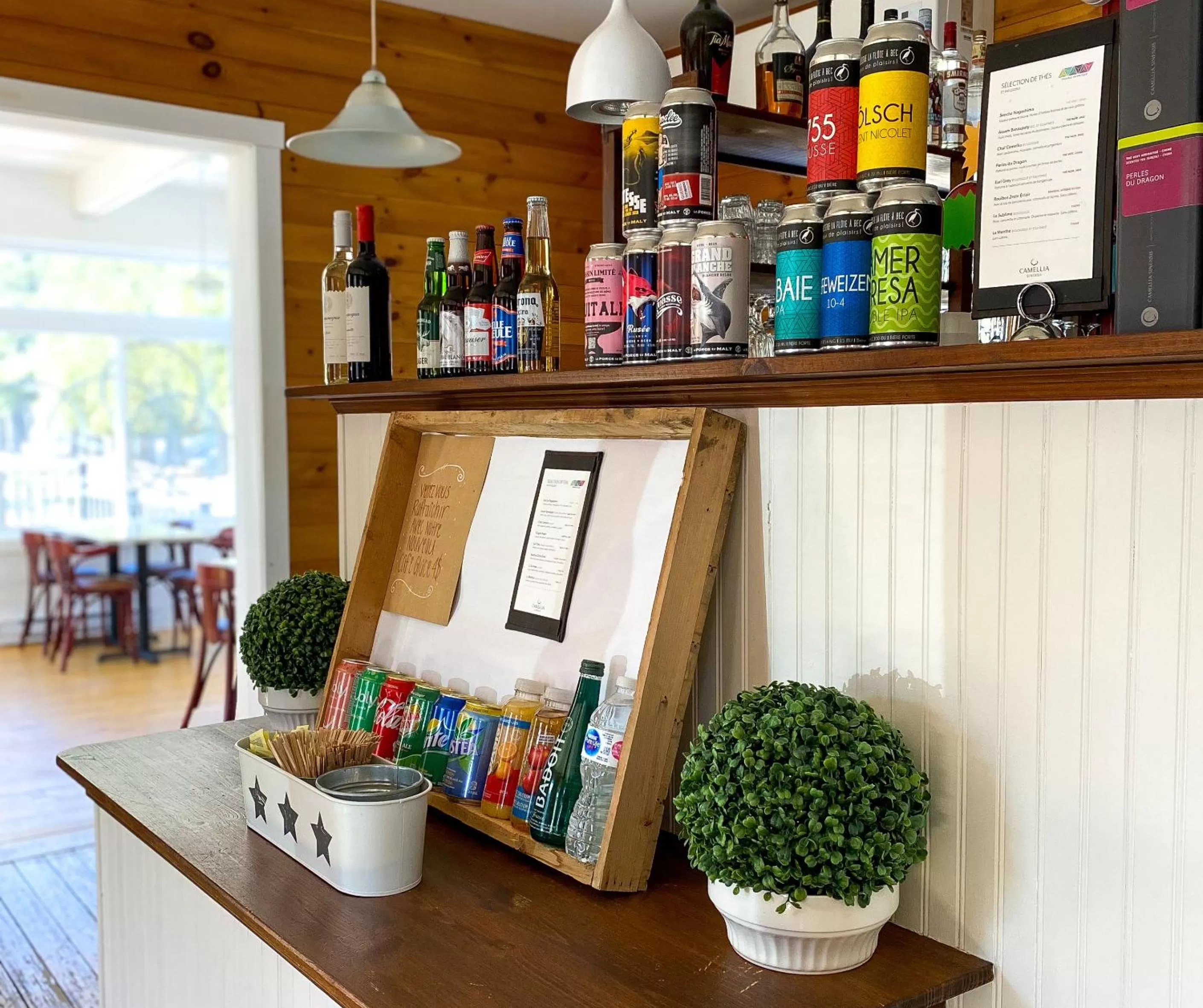 Restaurant/places to eat in Hotel Montfort