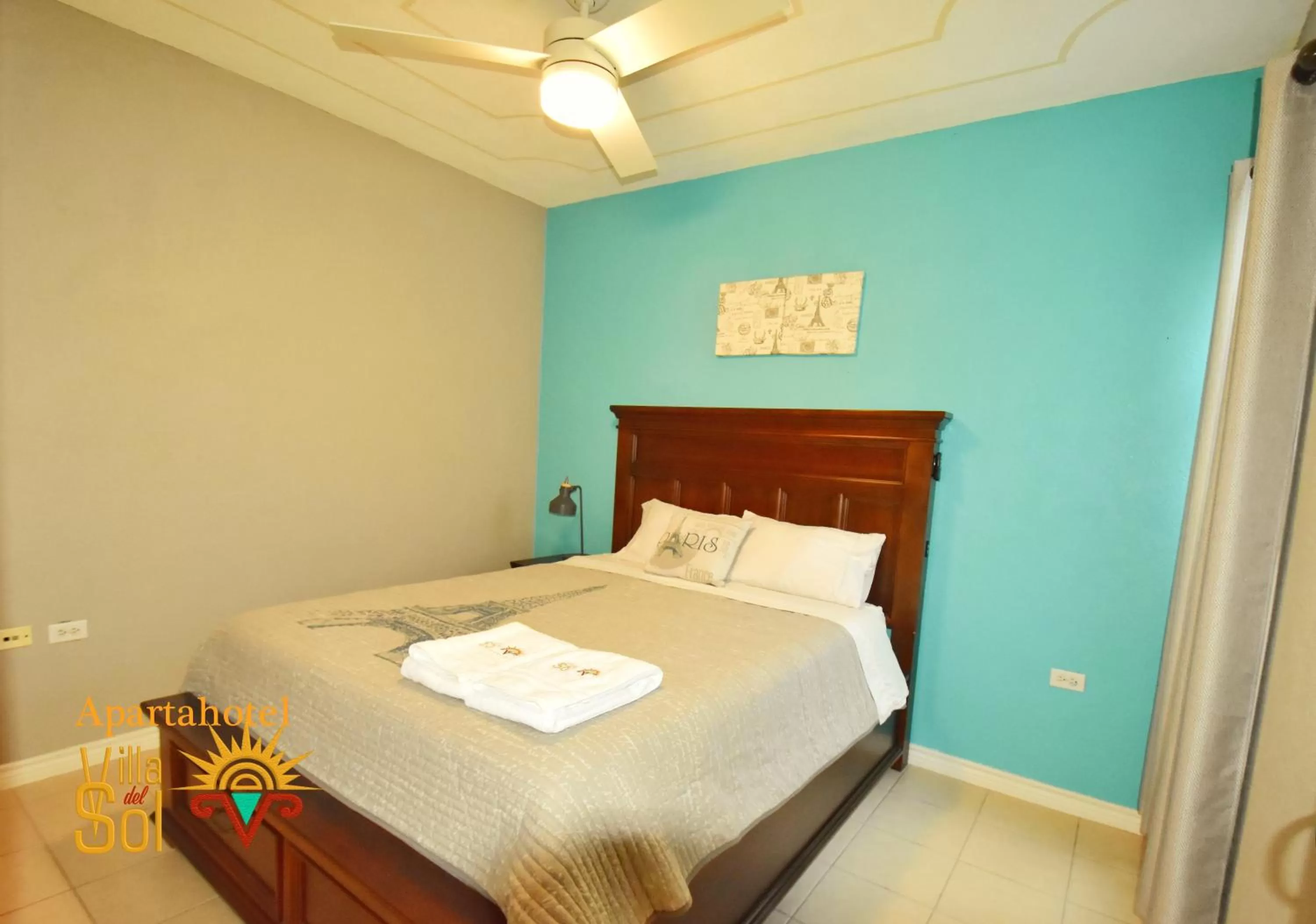 Bed in Villa Del Sol