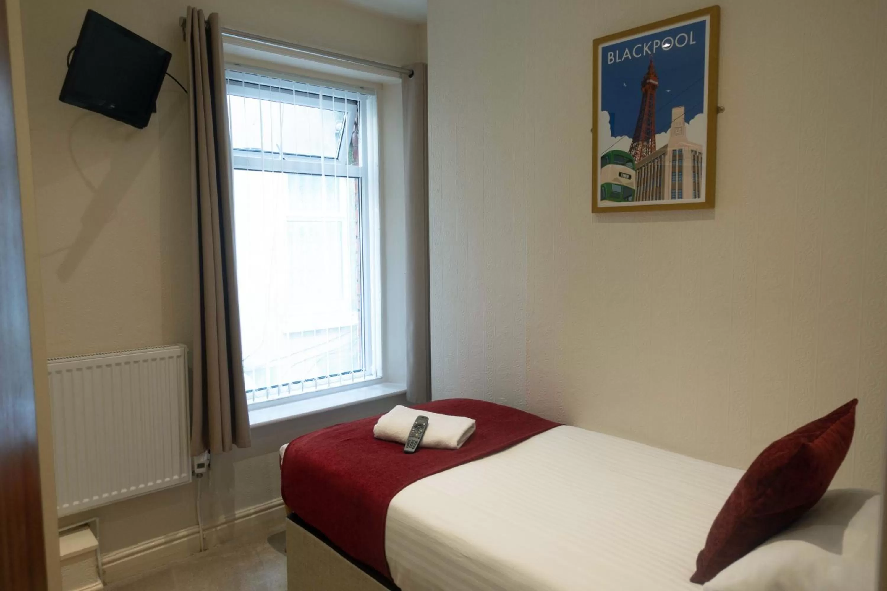 Bedroom, Bed in The Kings Cross Hotel