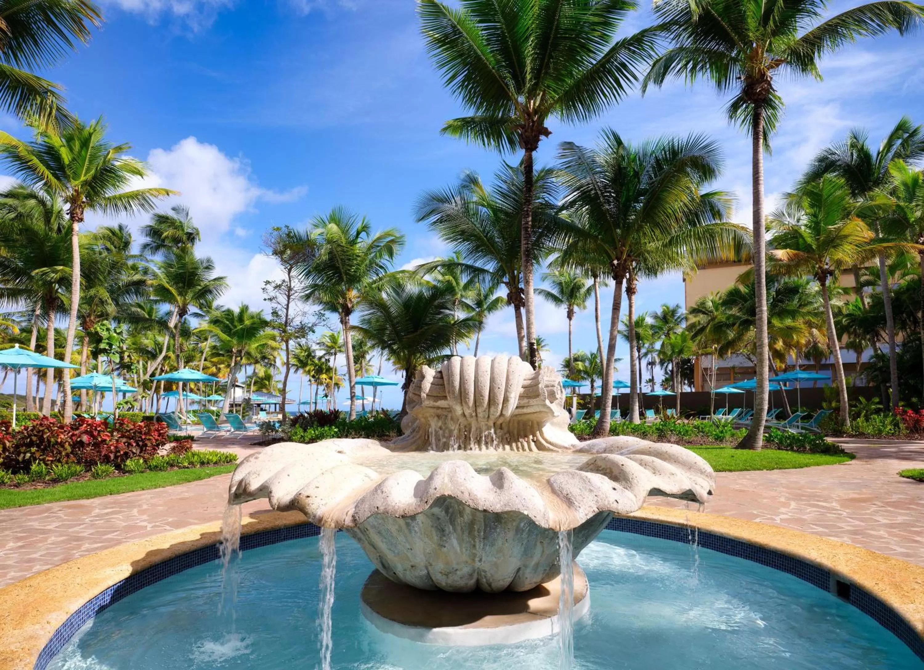 Property building in Hyatt Vacation Club at Hacienda del Mar