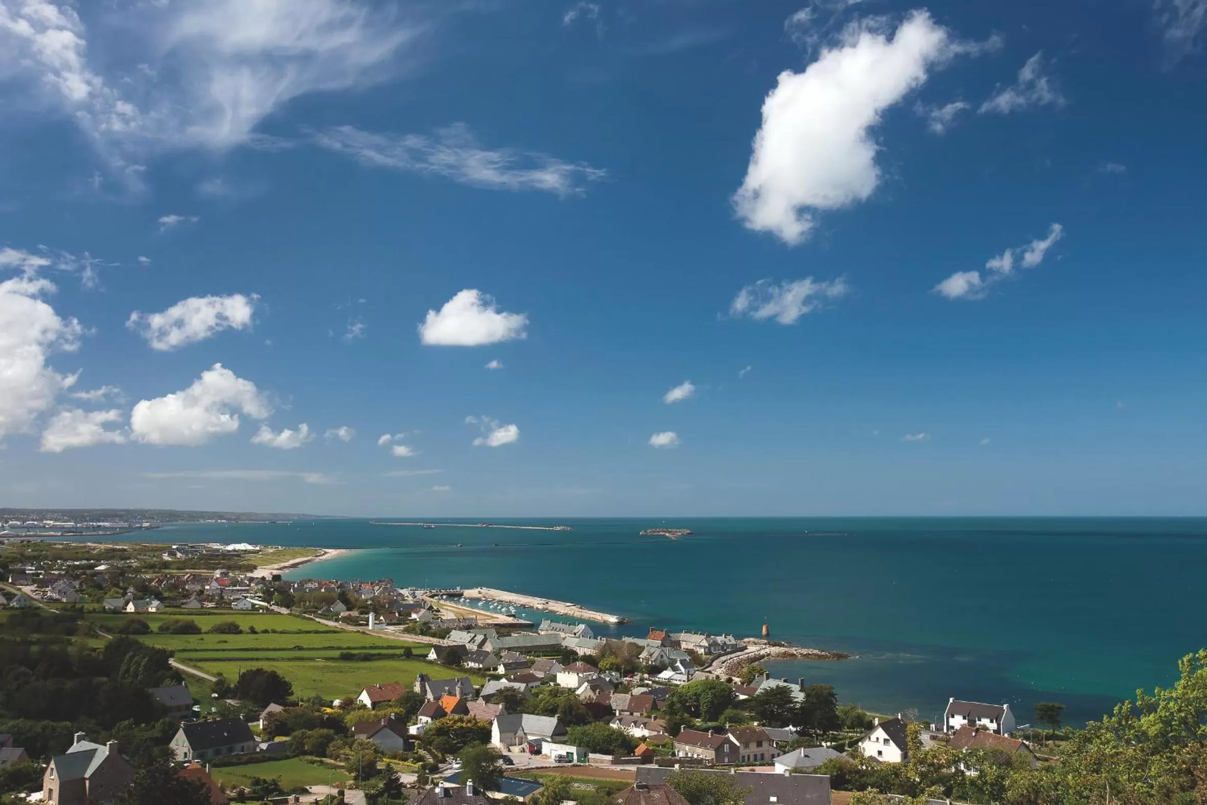 Sea view in ibis Cherbourg La Glacerie