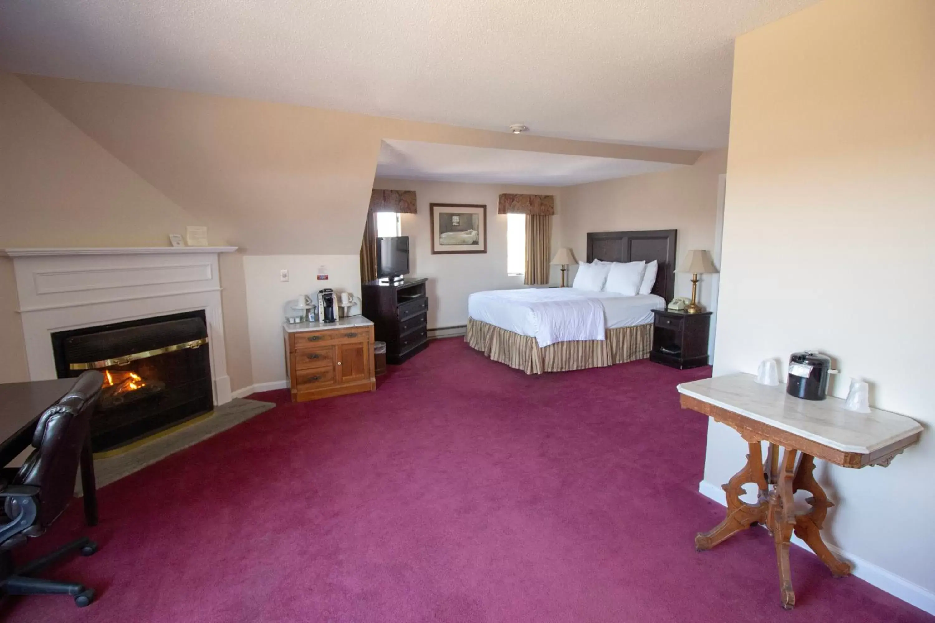 Junior Suite in The Lucerne Inn Junior Suite in The Lucerne Inn