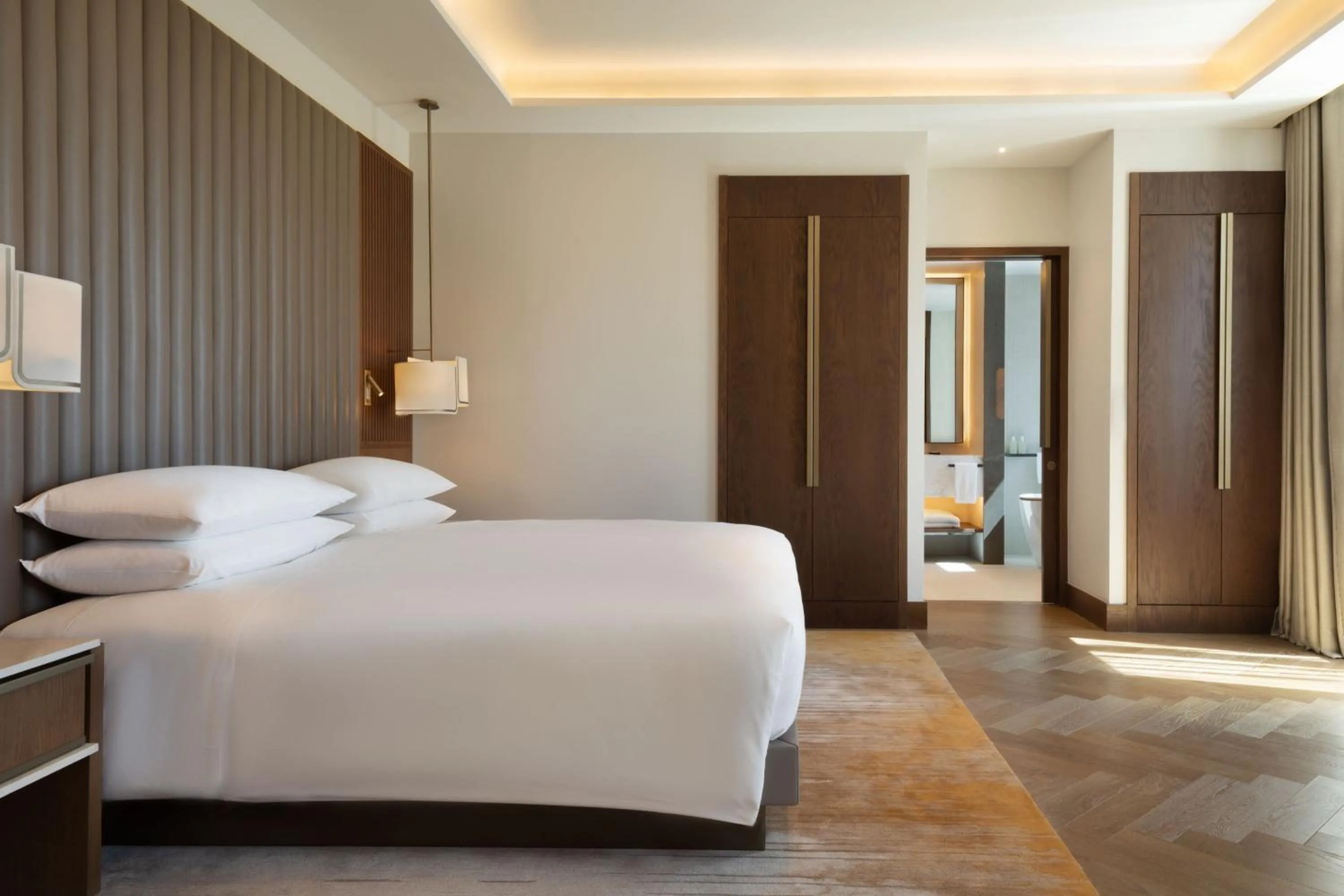 Photo of the whole room, Bed in JW Marriott Hotel Madrid