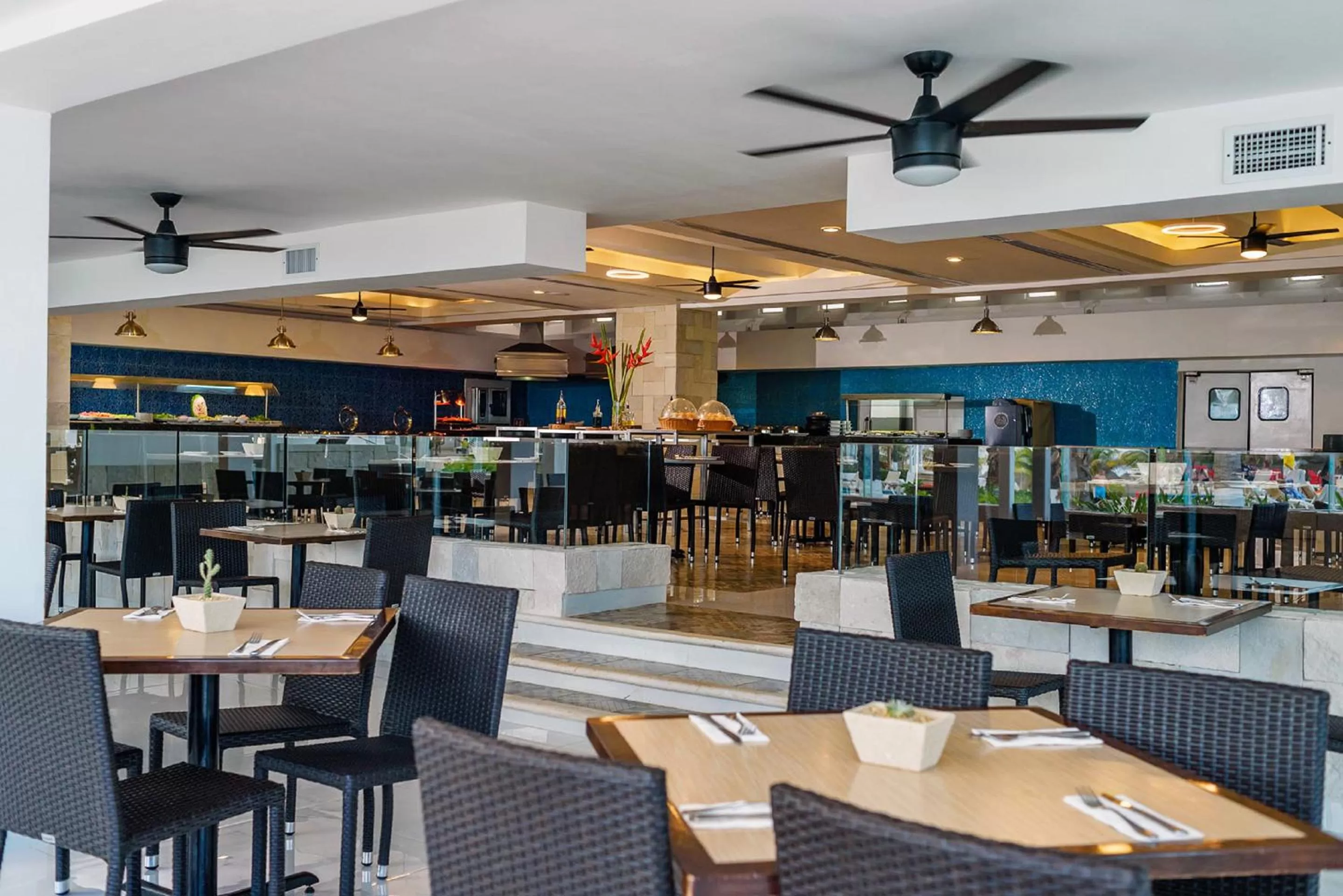 Restaurant/places to eat in Krystal Cancun