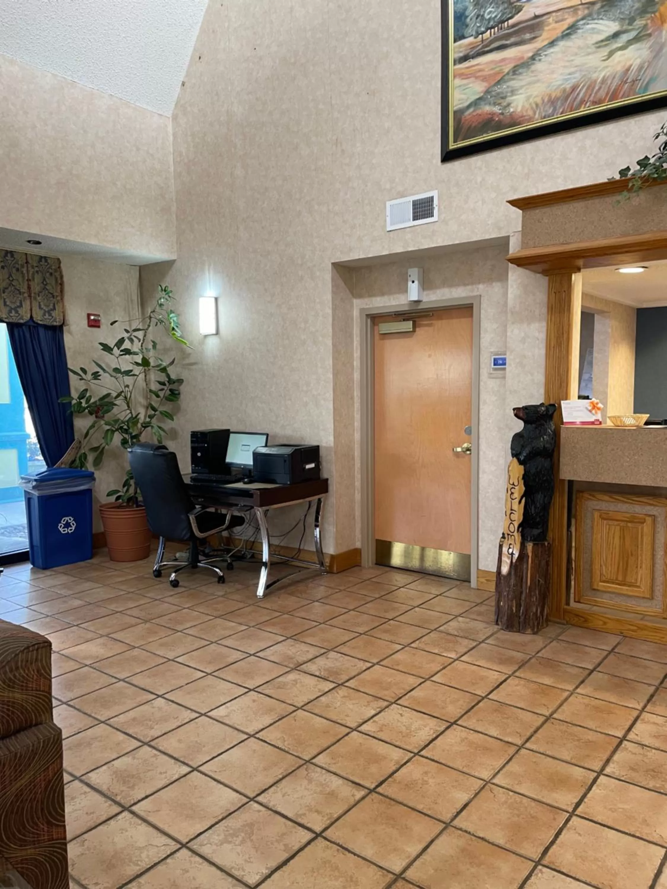 Lobby or reception in Econo Lodge Newport Smoky Mountains Gateway