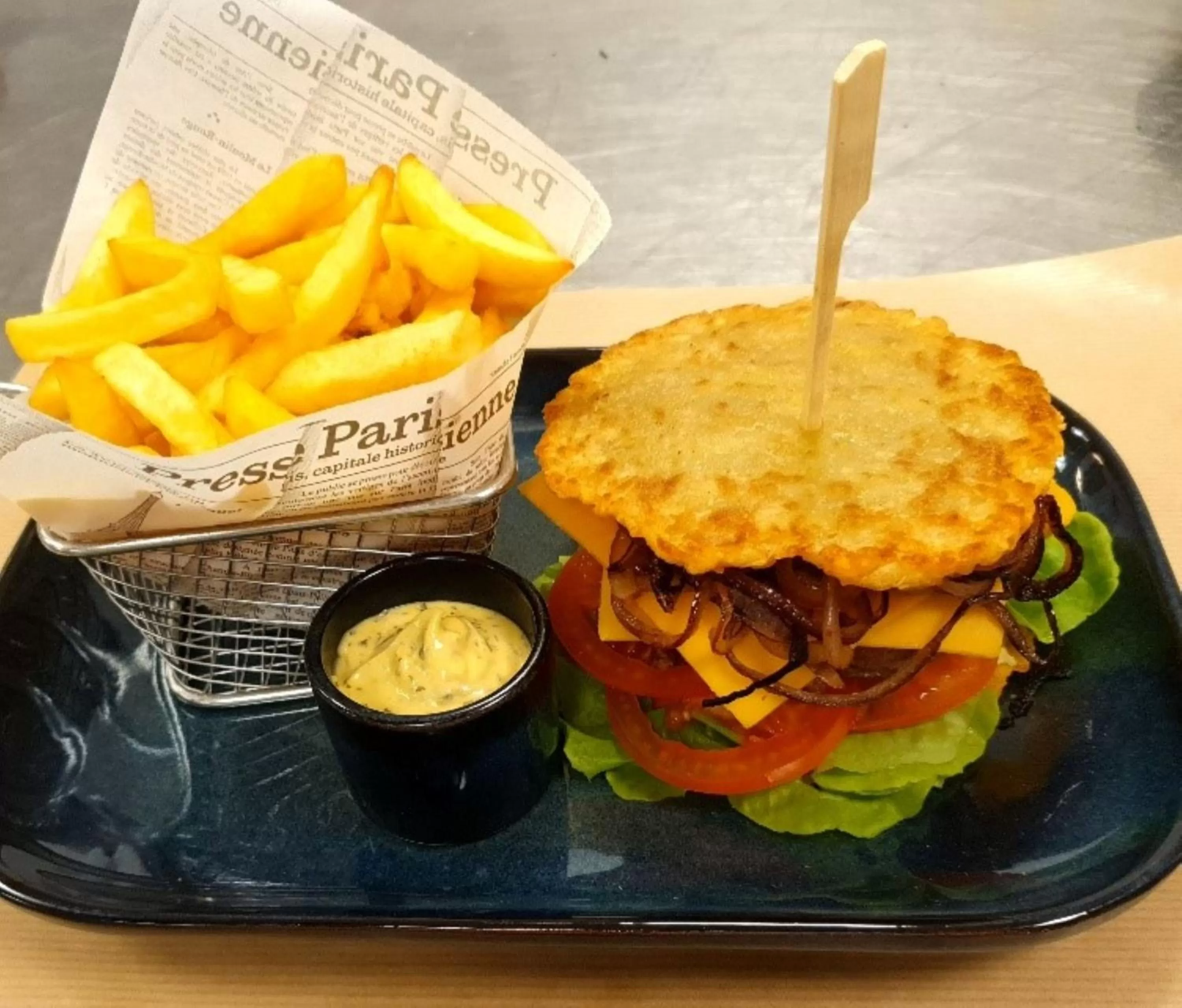 Restaurant/places to eat in Novotel Paris Est