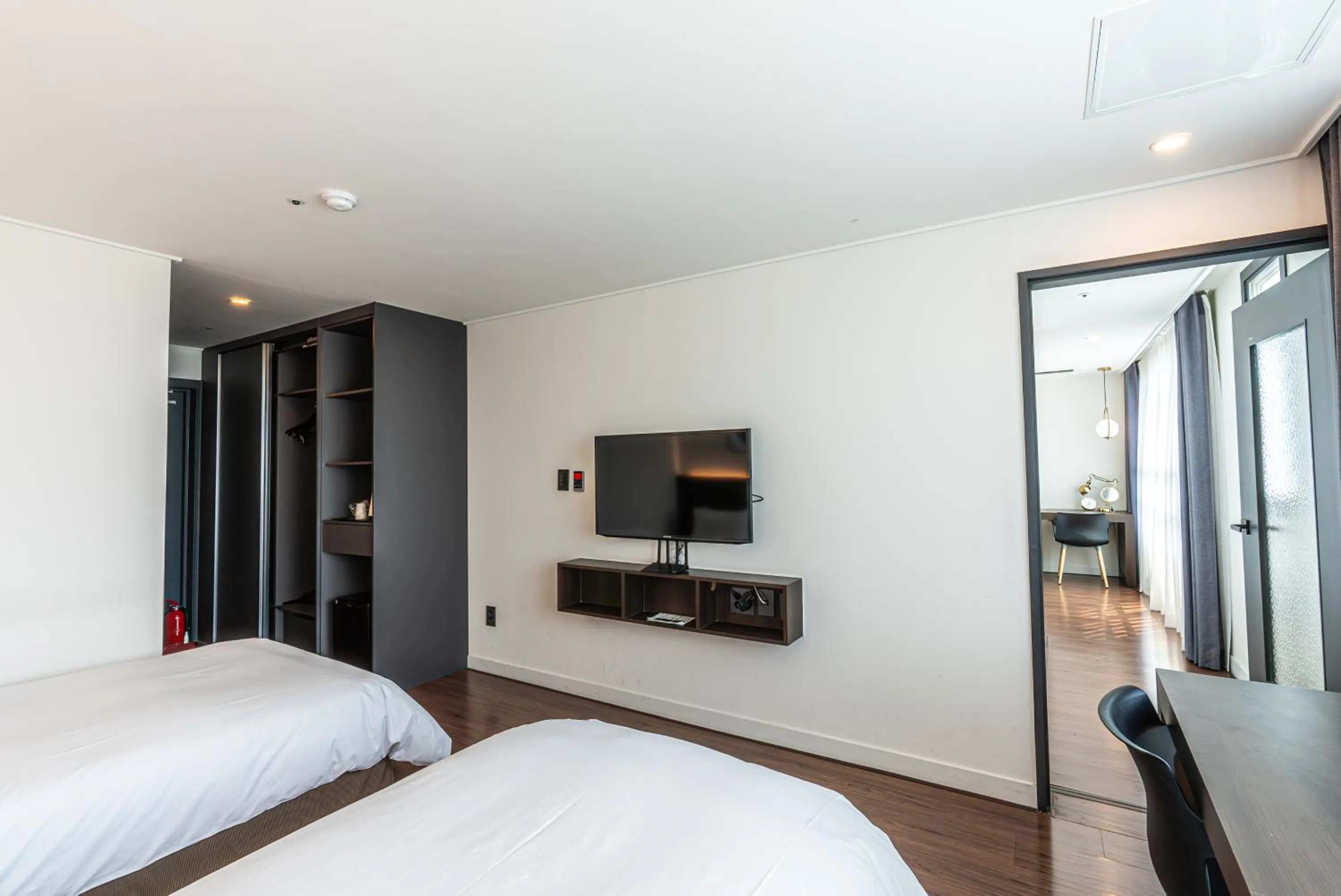 Bed in Hotel The Grang Jungmun