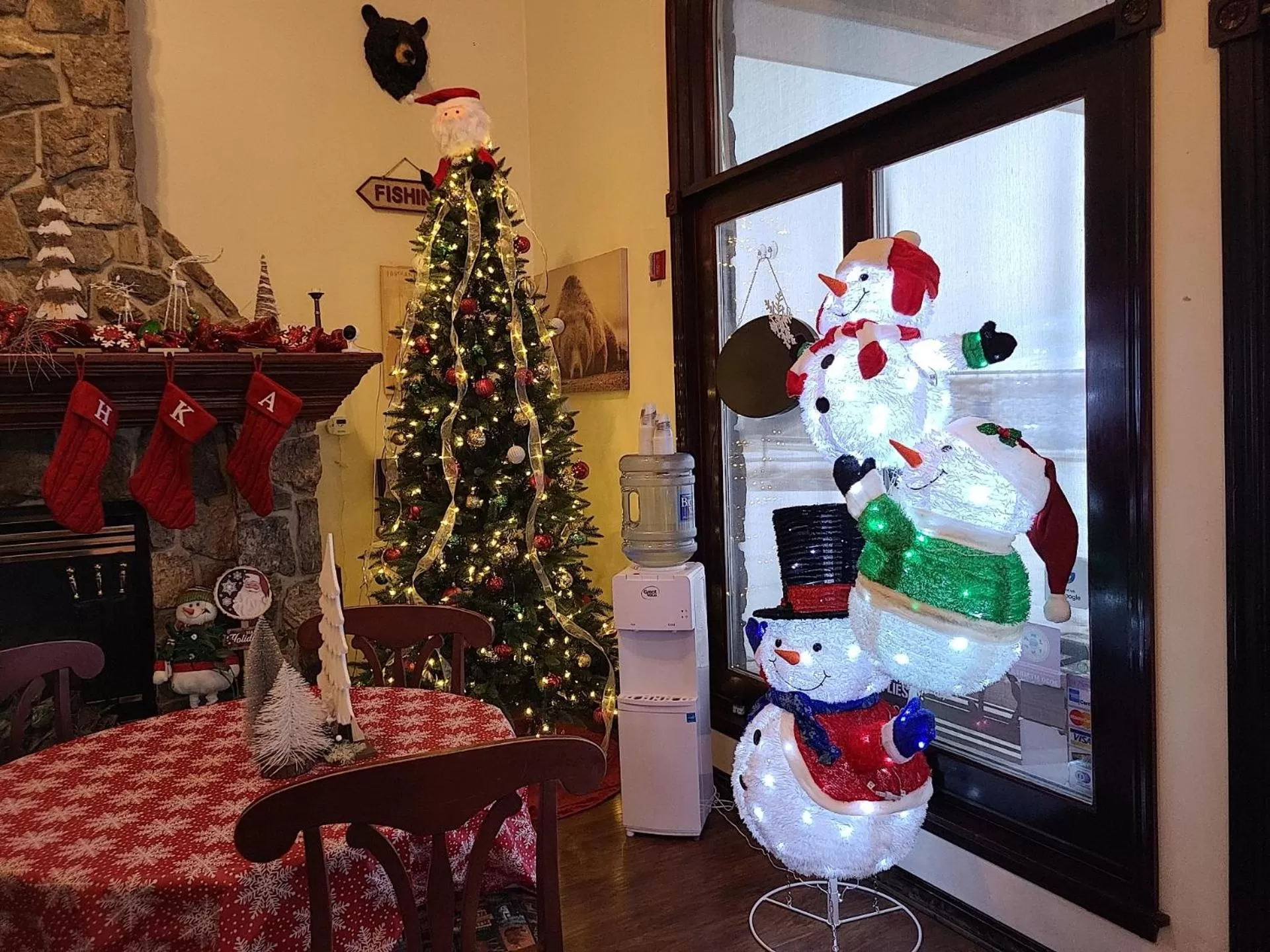 Decorative detail in Jefferson Inn