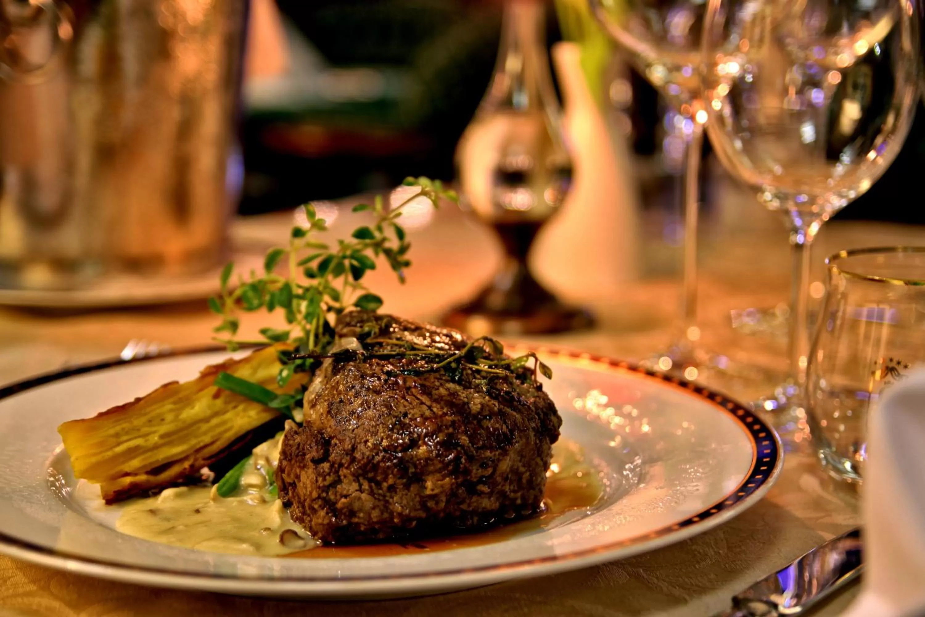 Restaurant/places to eat in Esplanade Spa and Golf Resort