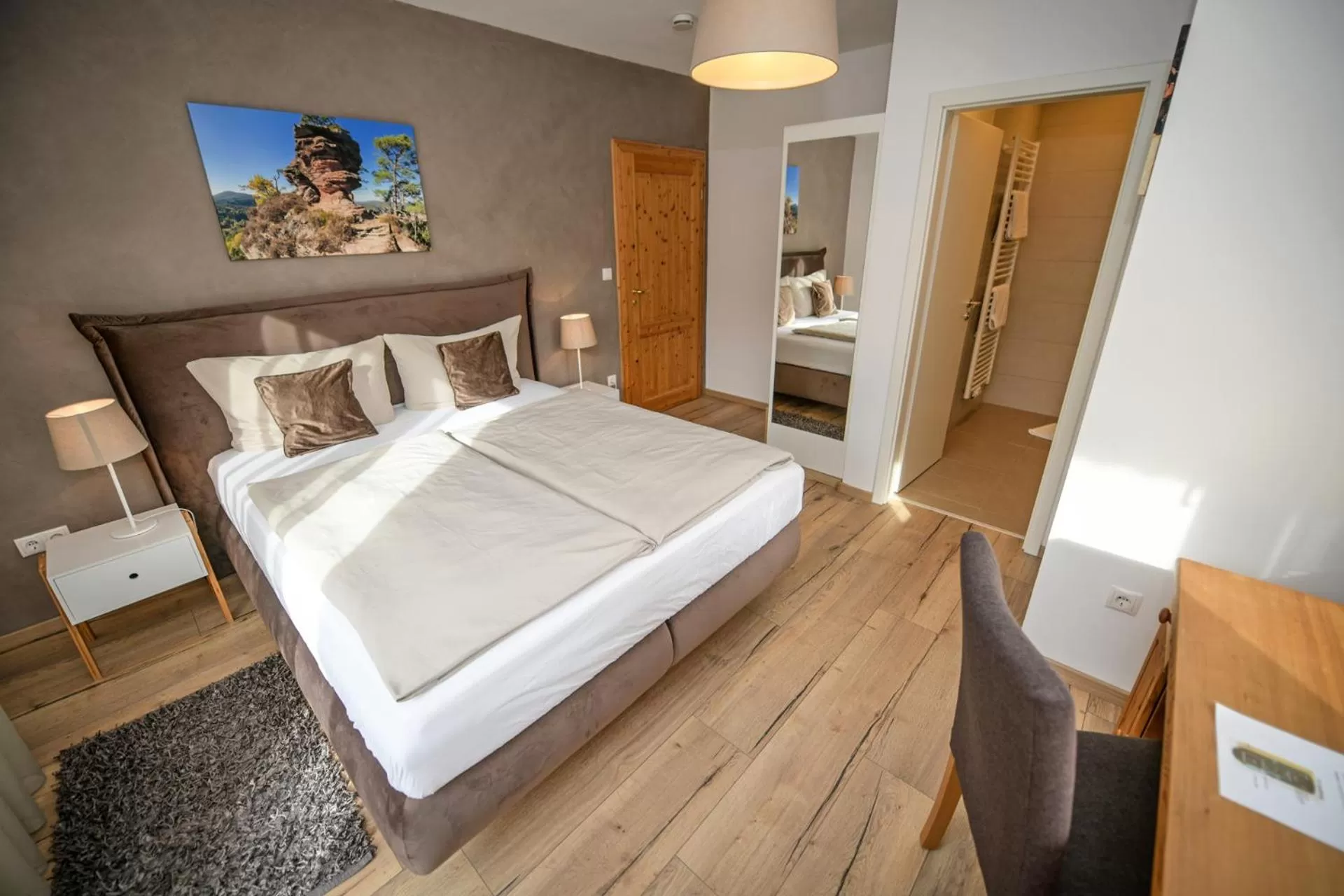 Bed in Landgasthaus & Hotel zur Krone