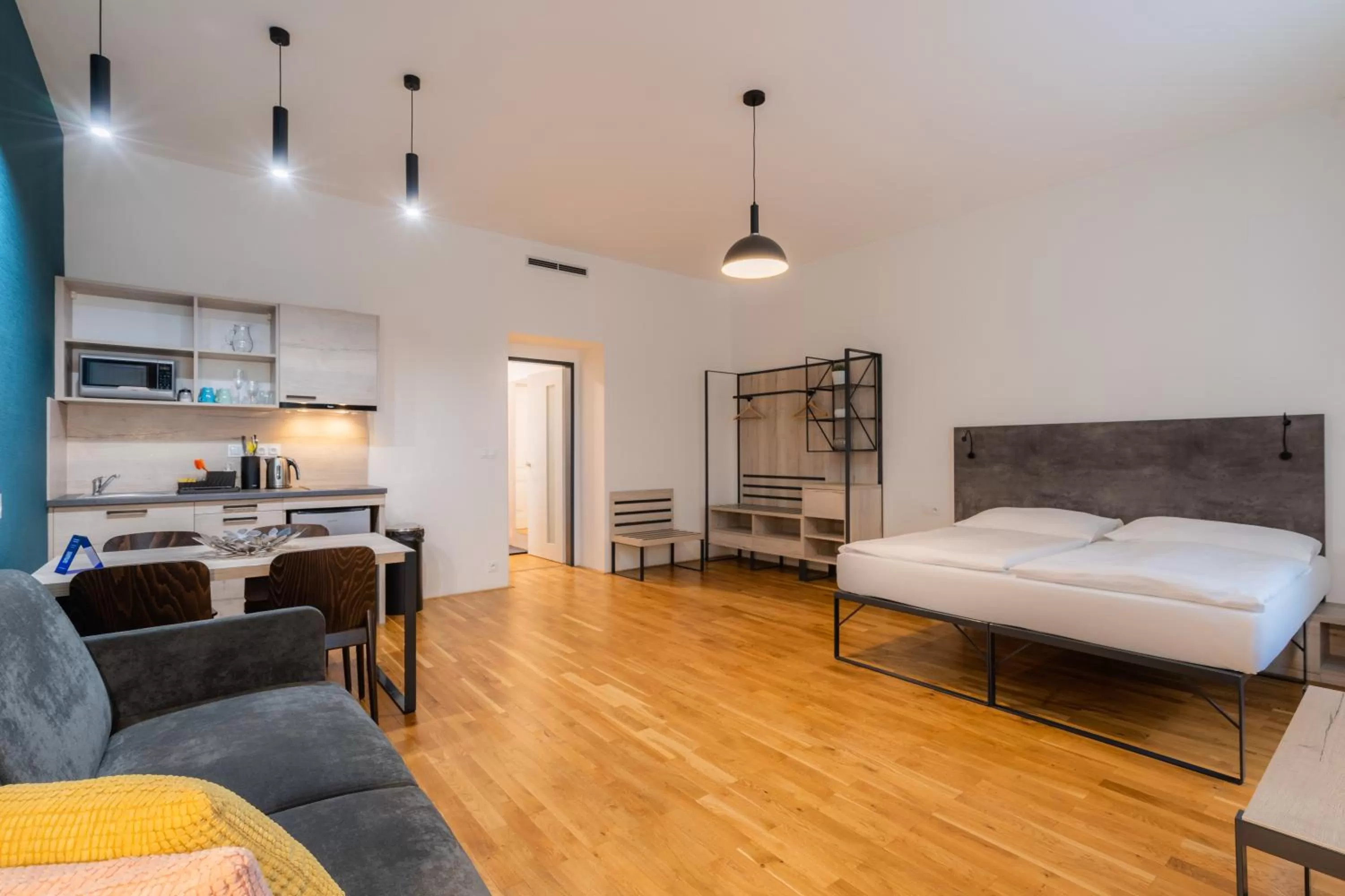 Photo of the whole room, Bed in EA ApartHotel Melantrich