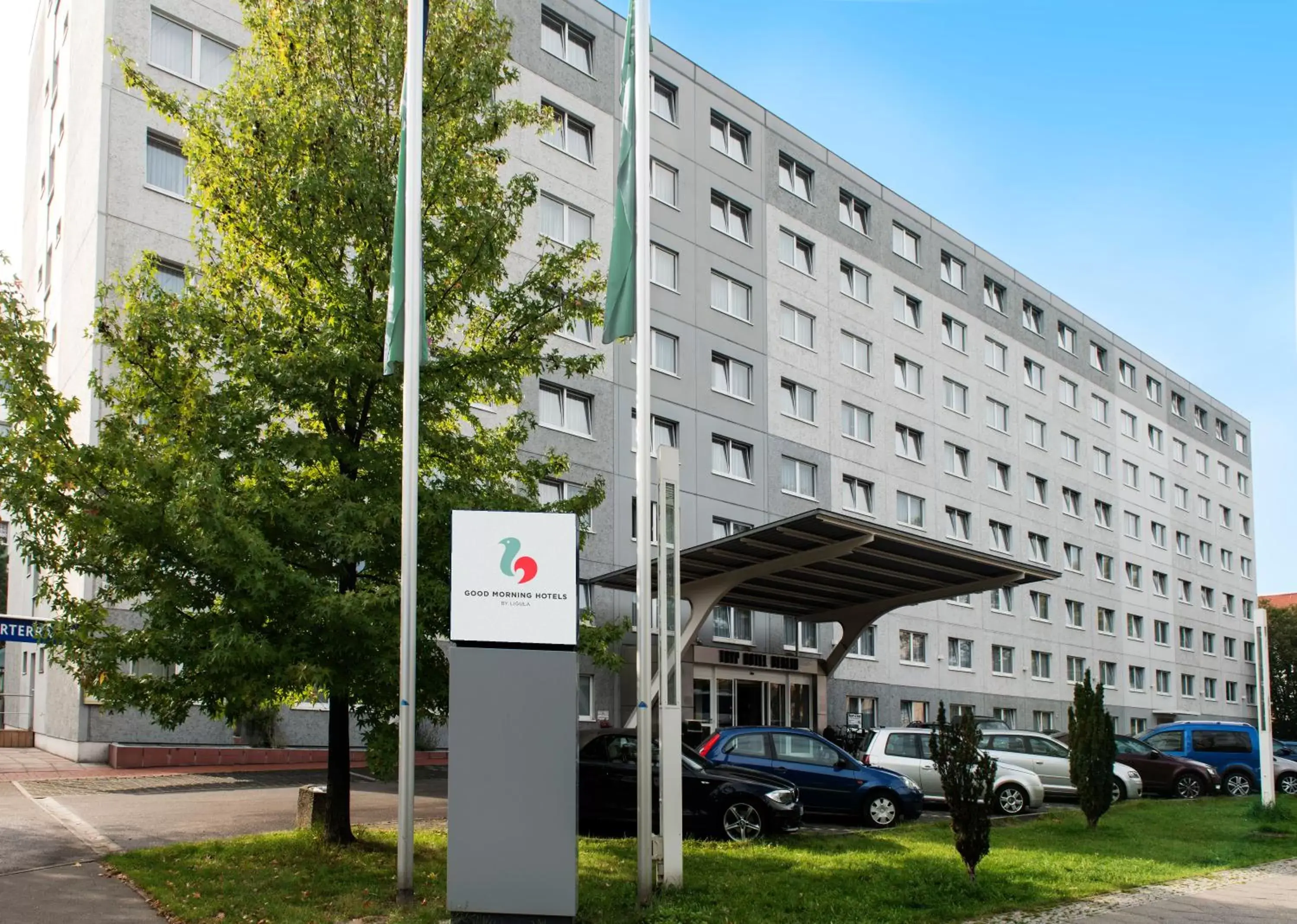 Good Morning + Berlin City East Good Morning + Berlin City East