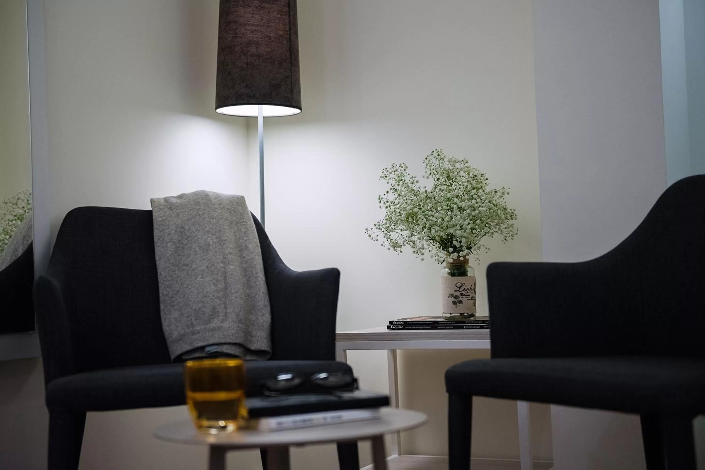 TV and multimedia in Hotel Pompaelo Plaza del Ayuntamiento & Spa