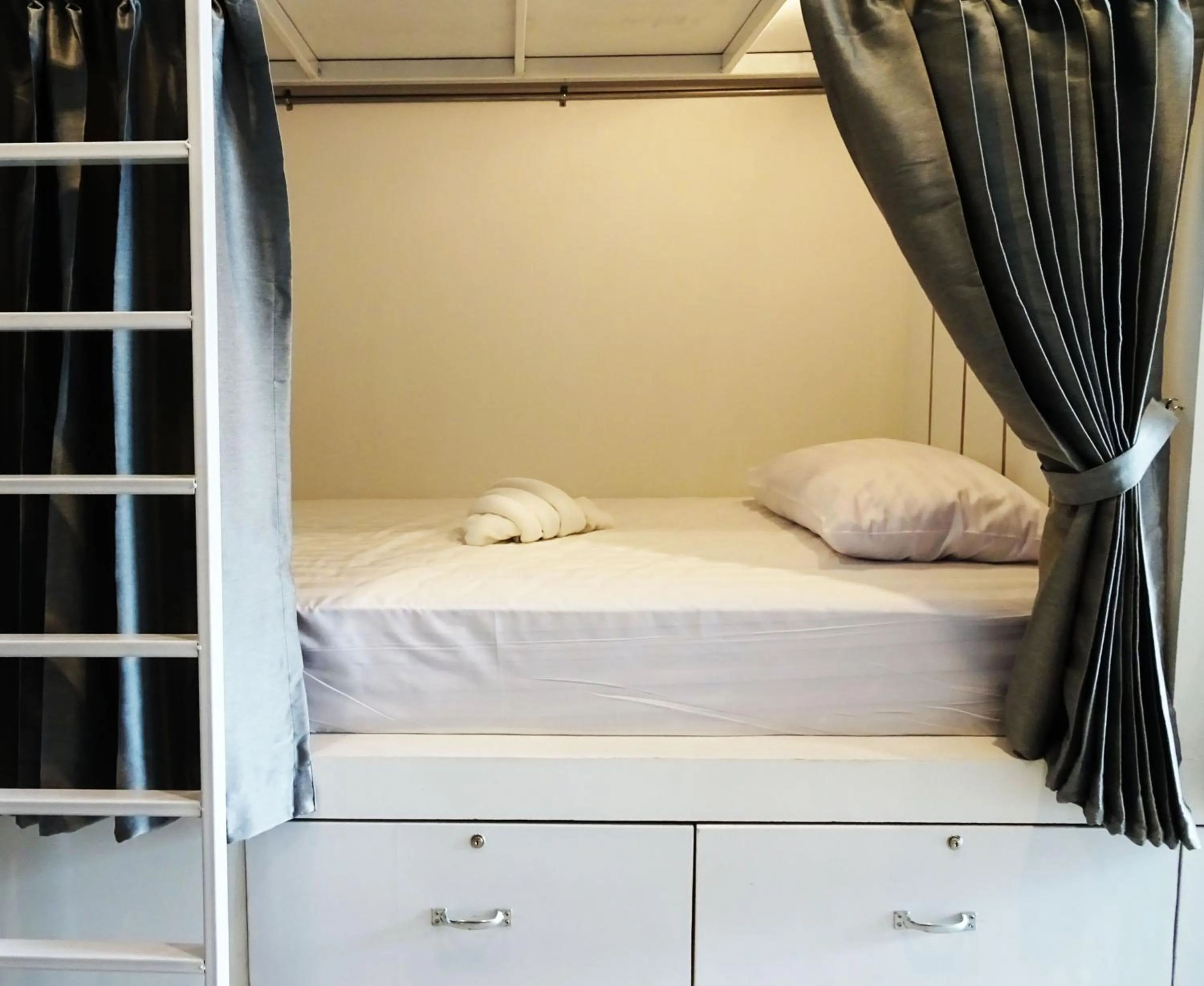 Bedroom, Bed in What's Up Chiang Mai