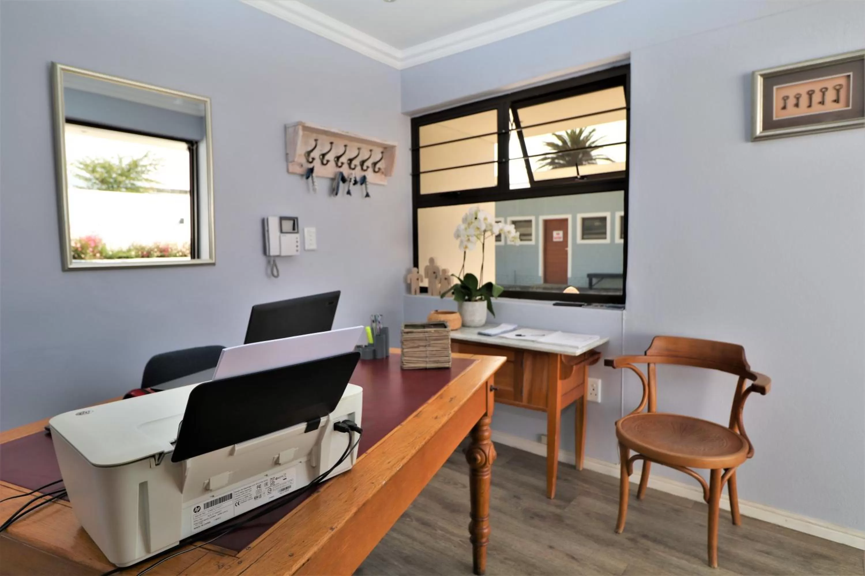 Lobby or reception in Tiende Laan Bed & Breakfast and Self-Catering