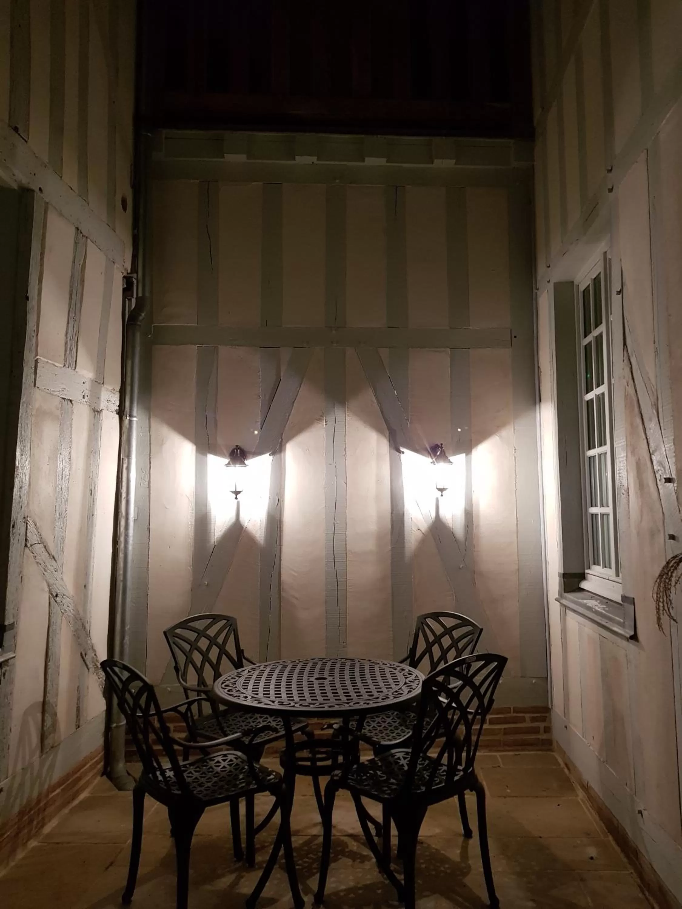 Property building in Hotel Saint Georges