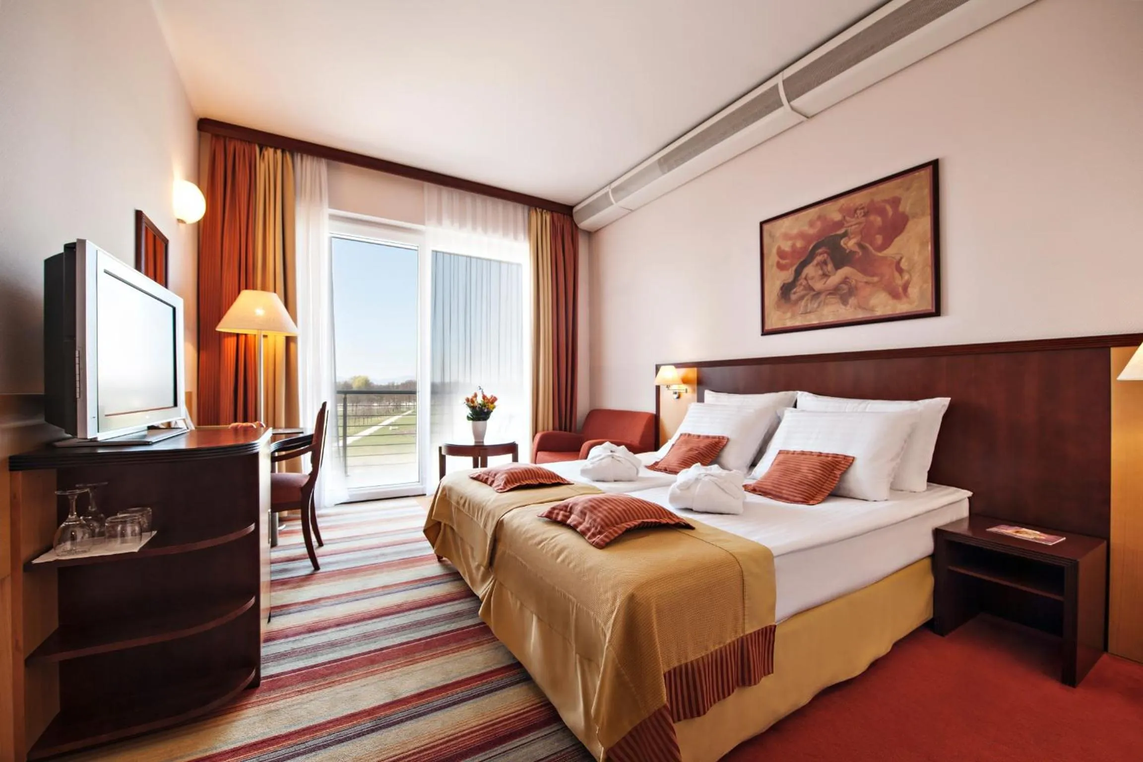 Photo of the whole room, Bed in Grand Hotel Primus - Terme Ptuj - Sava Hotels & Resorts