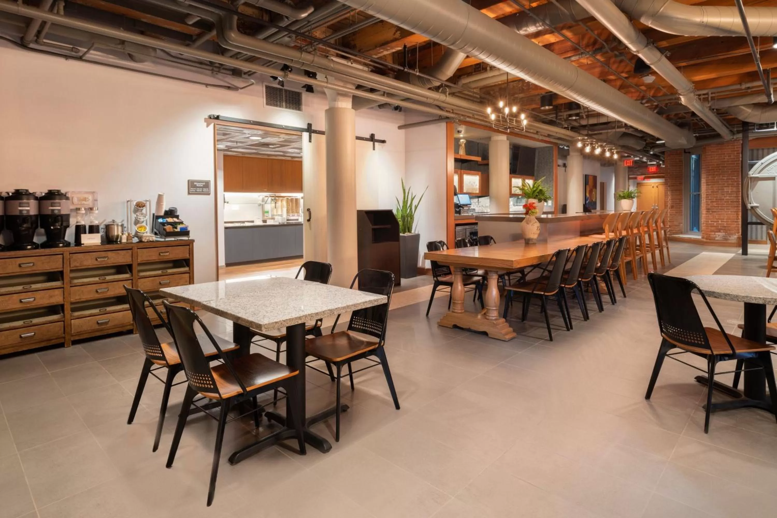 Breakfast in Residence Inn by Marriott Boston Downtown Seaport