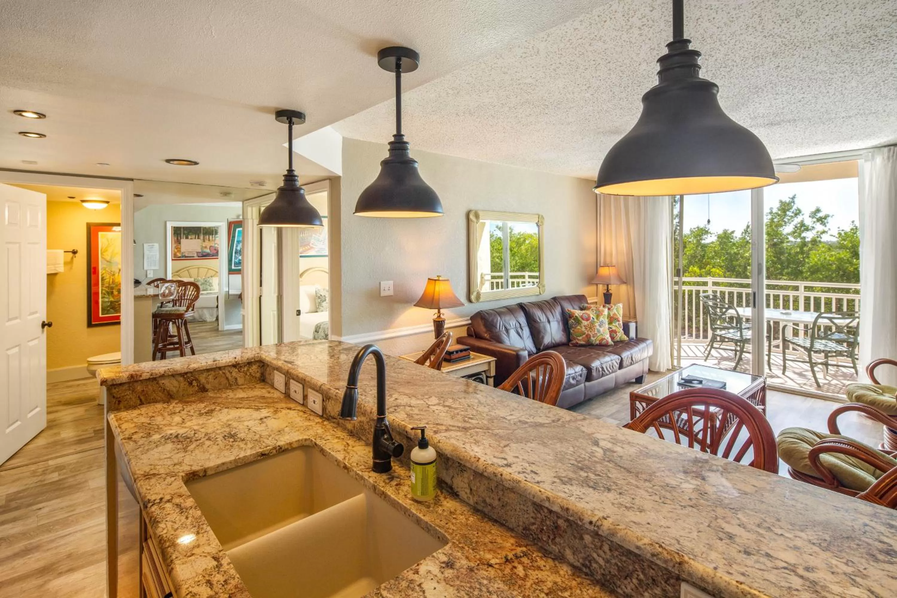 Sunrise Suites Tahiti Suite #104