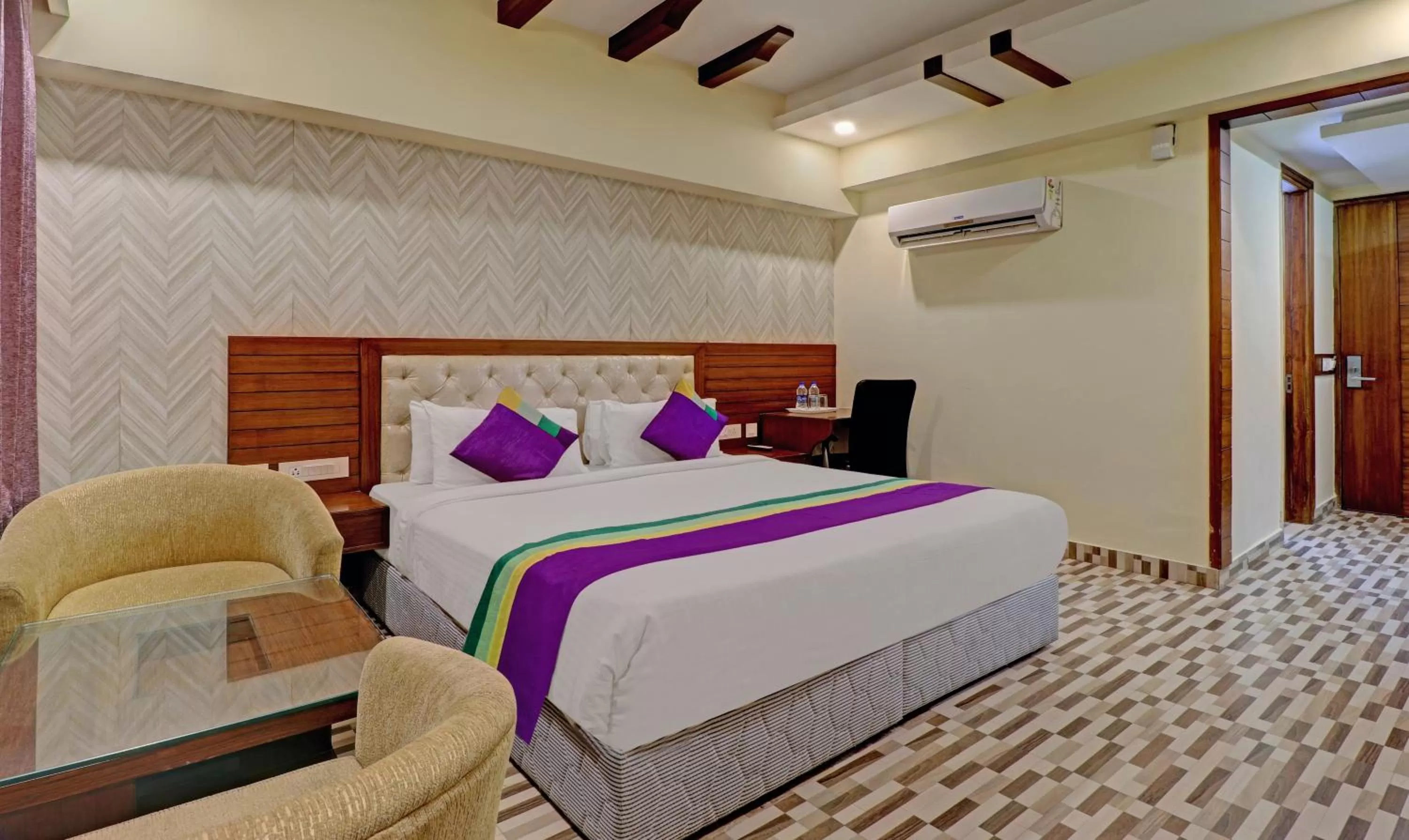 Bed in Treebo Premium Pearl Avenue Banquets And Lawn